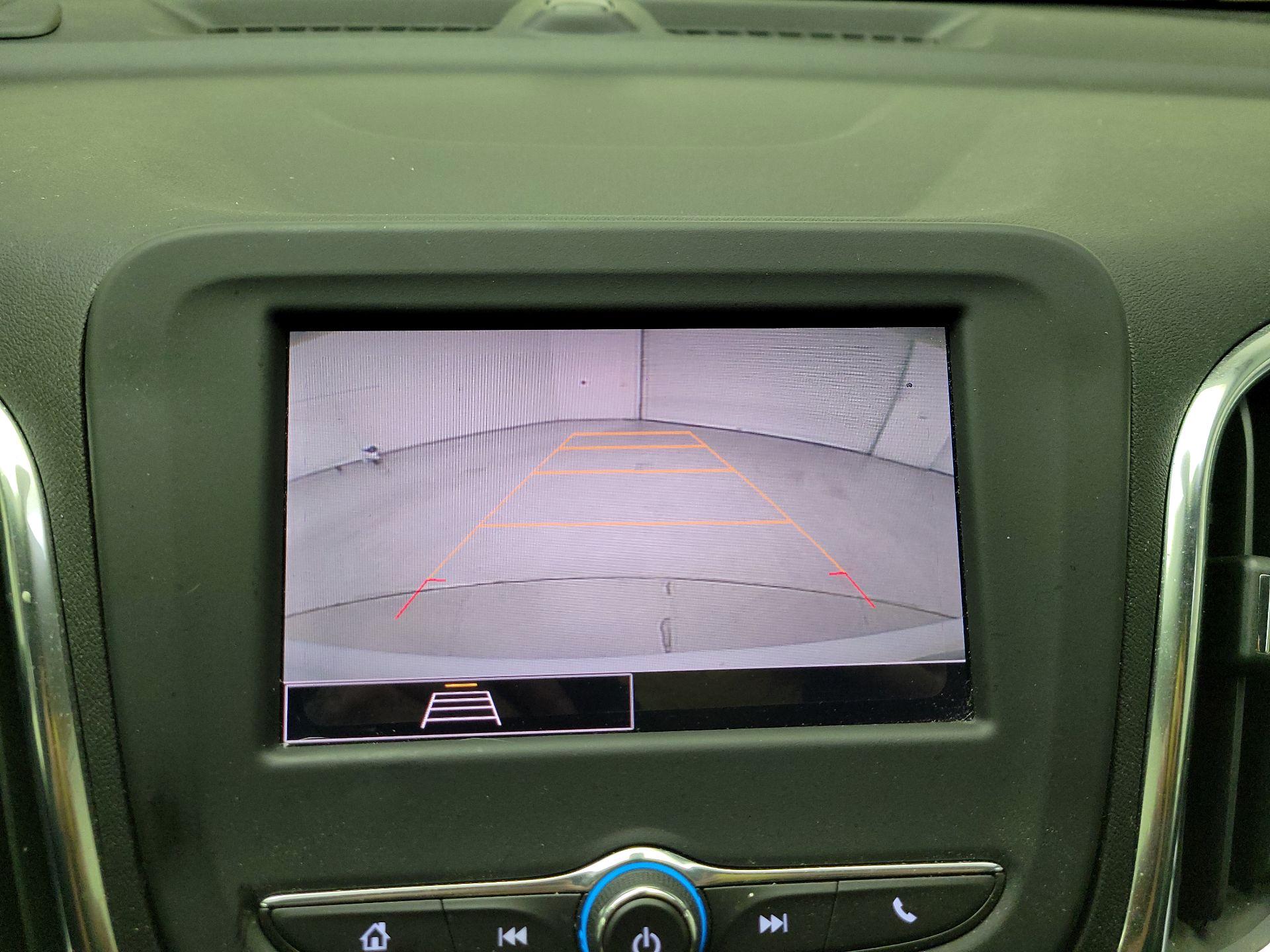 Thumbnail: 2022 Chevrolet Equinox - 15