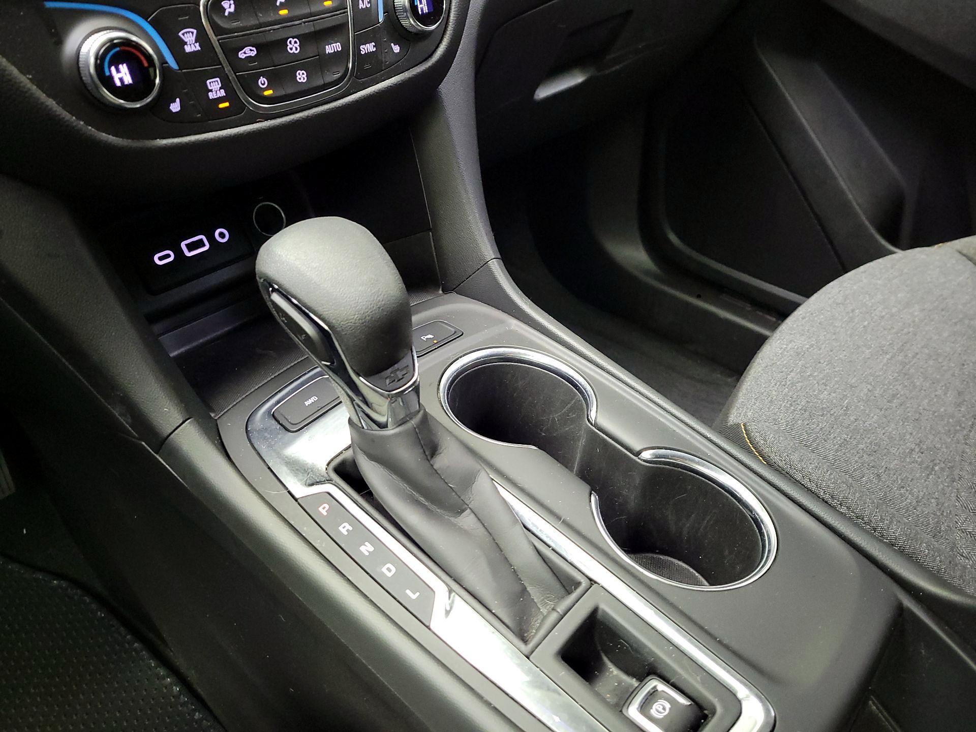 Thumbnail: 2022 Chevrolet Equinox - 18