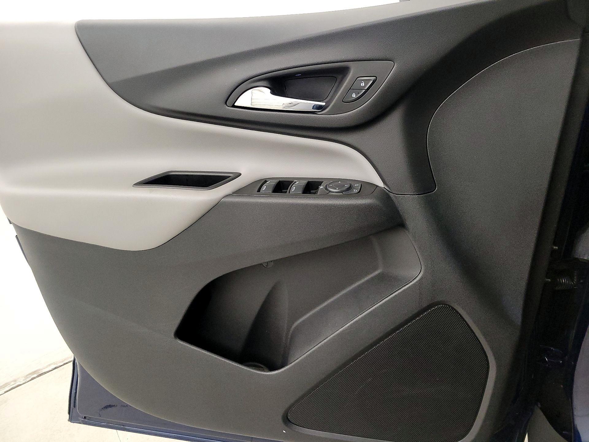 Thumbnail: 2022 Chevrolet Equinox - 12