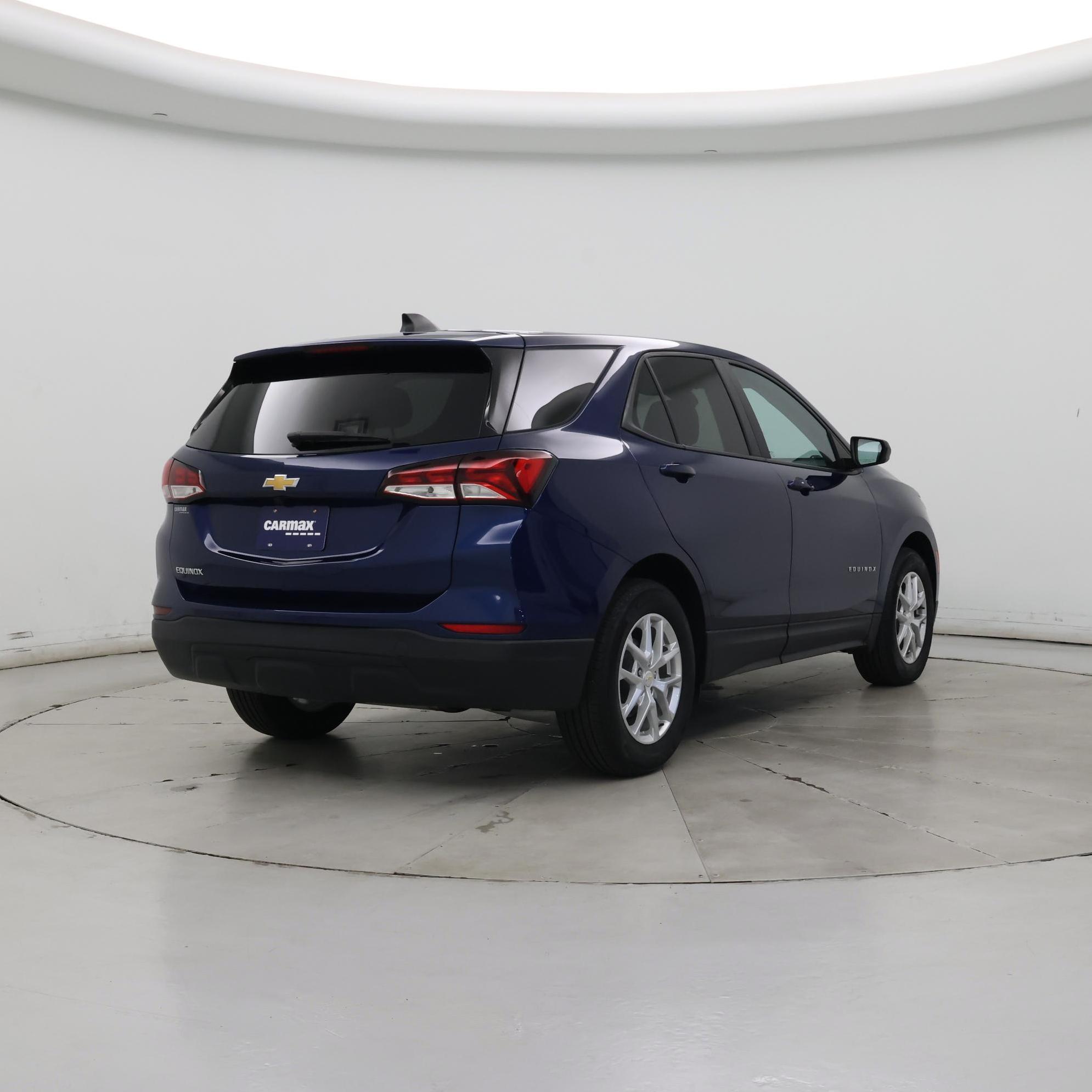 Thumbnail: 2022 Chevrolet Equinox - 8