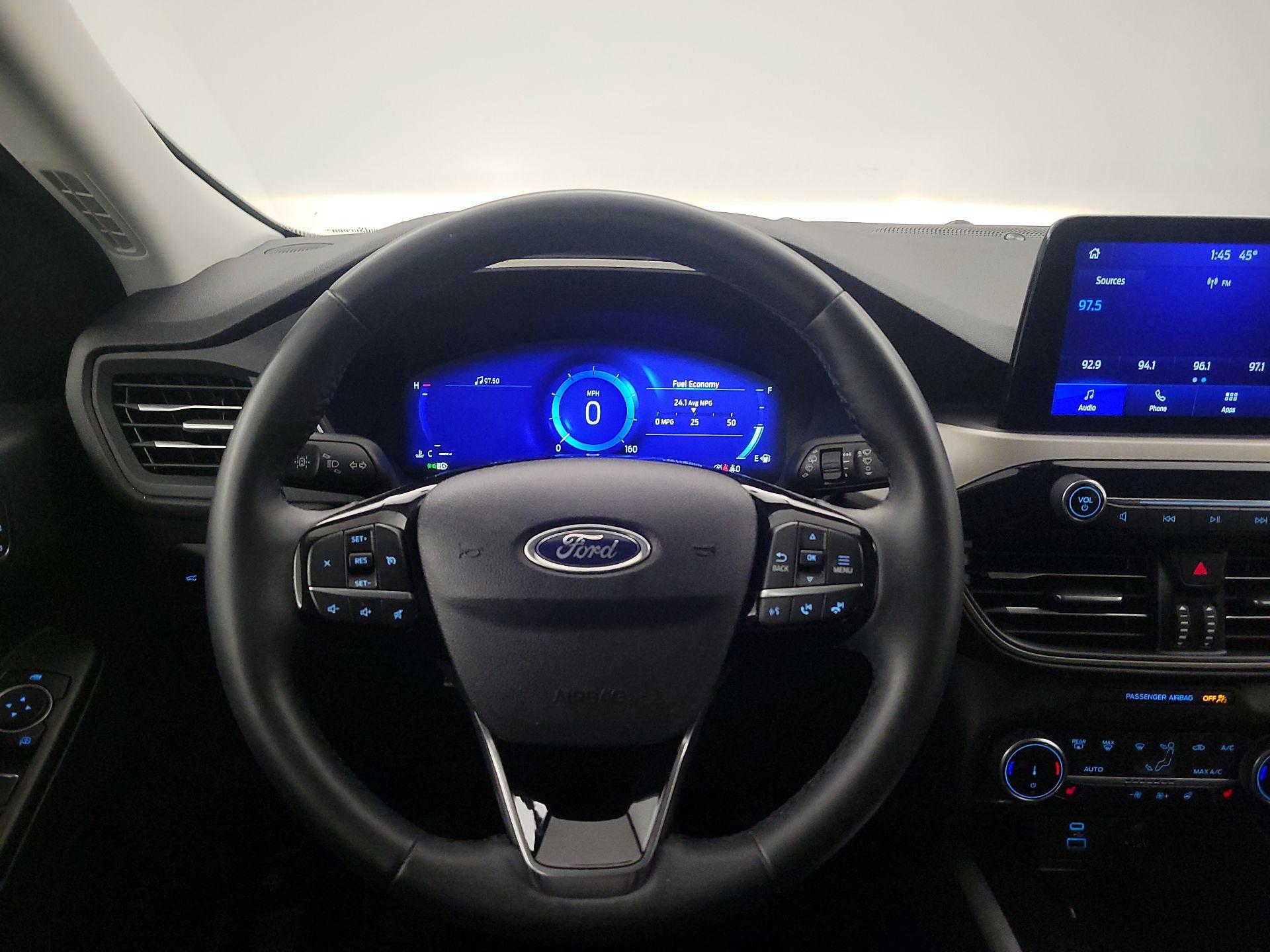 Thumbnail: 2022 Ford Escape - 10