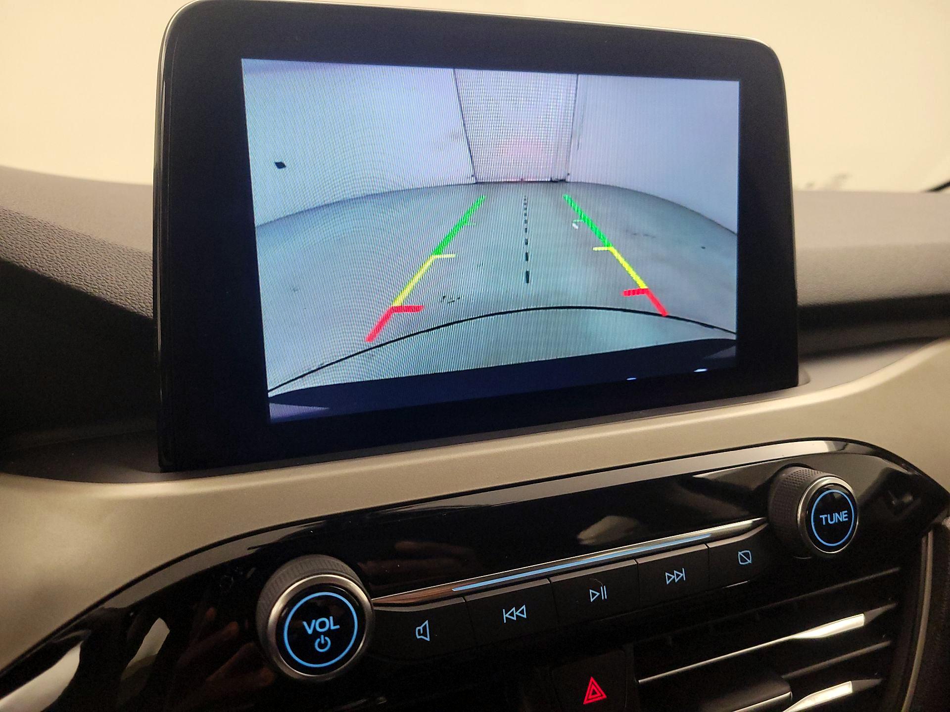 Thumbnail: 2022 Ford Escape - 14