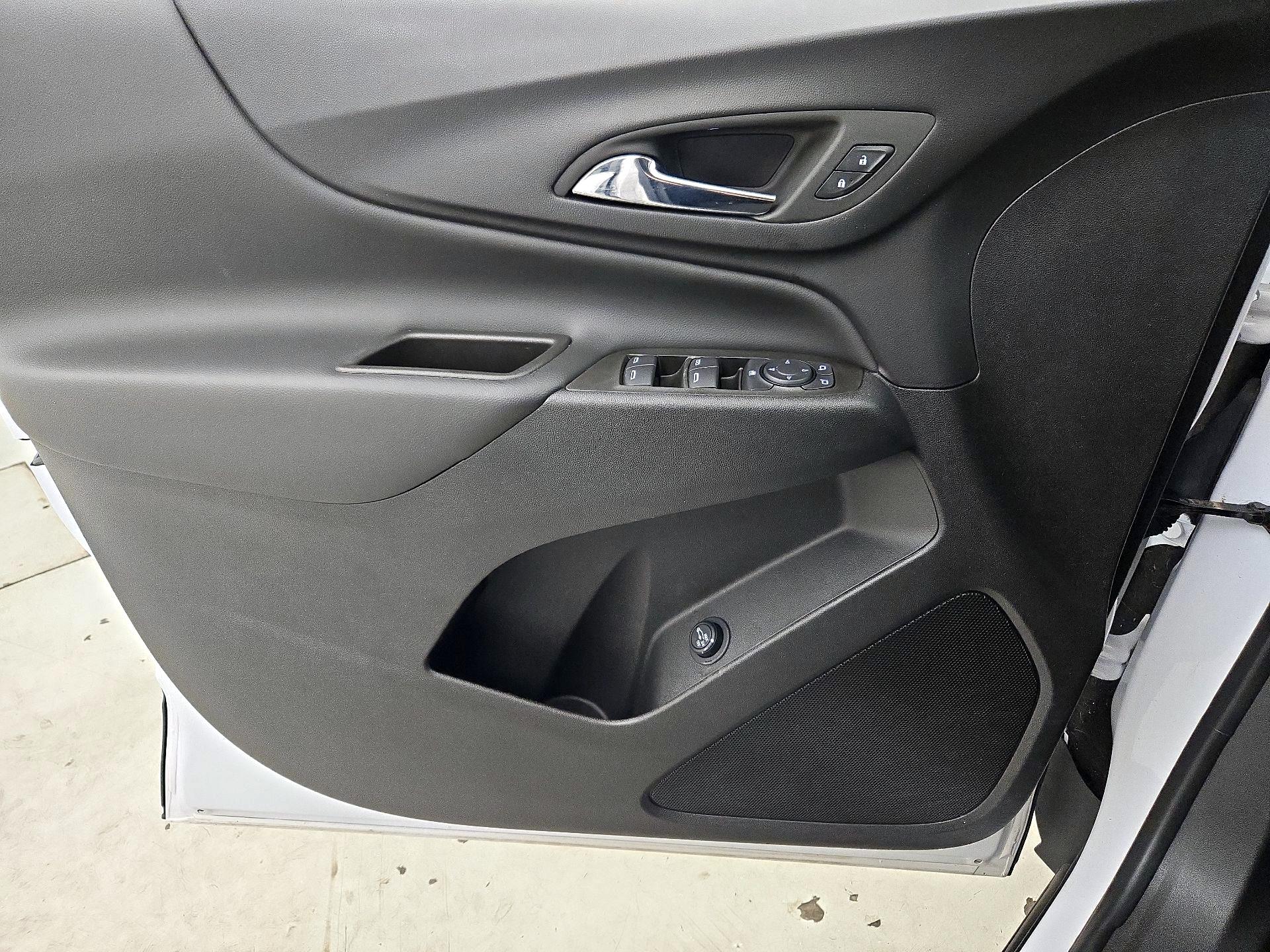 Thumbnail: 2023 Chevrolet Equinox - 12