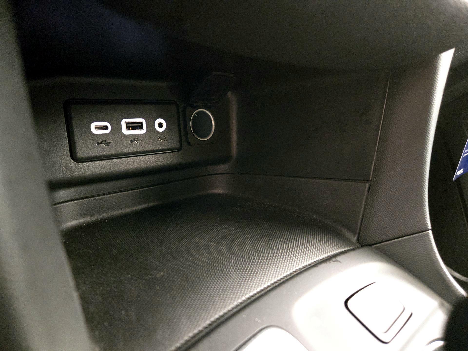 Thumbnail: 2023 Chevrolet Equinox - 18