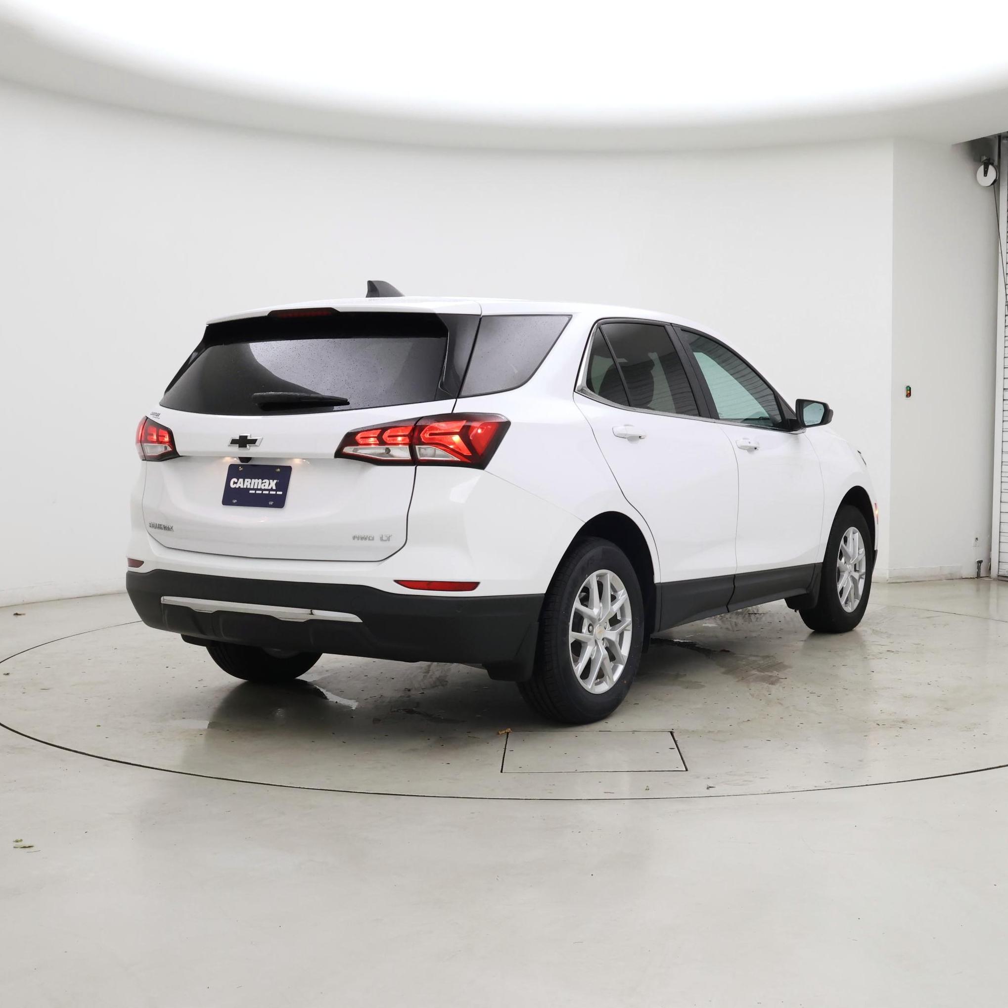 Thumbnail: 2023 Chevrolet Equinox - 8