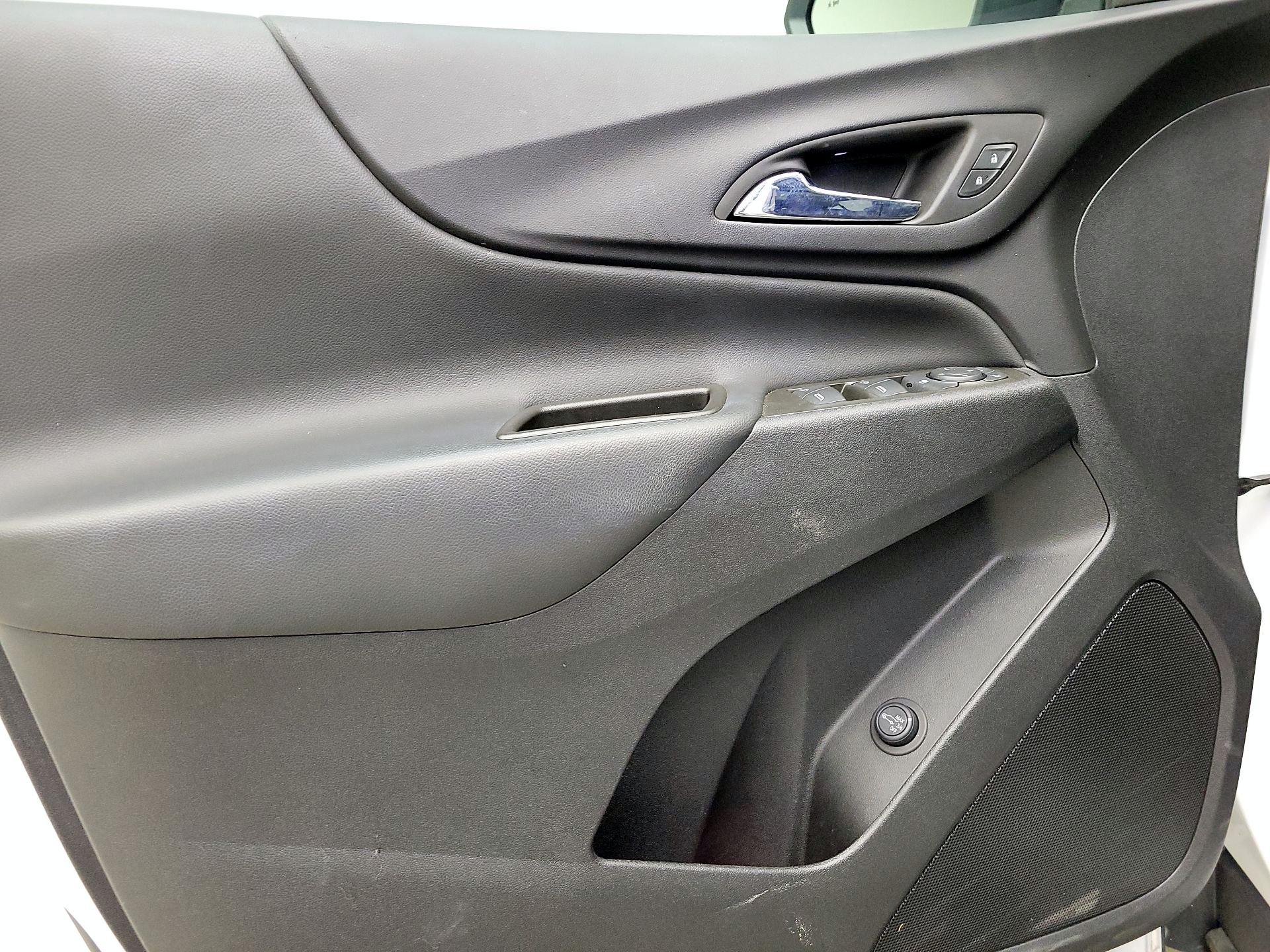 Thumbnail: 2023 Chevrolet Equinox - 12