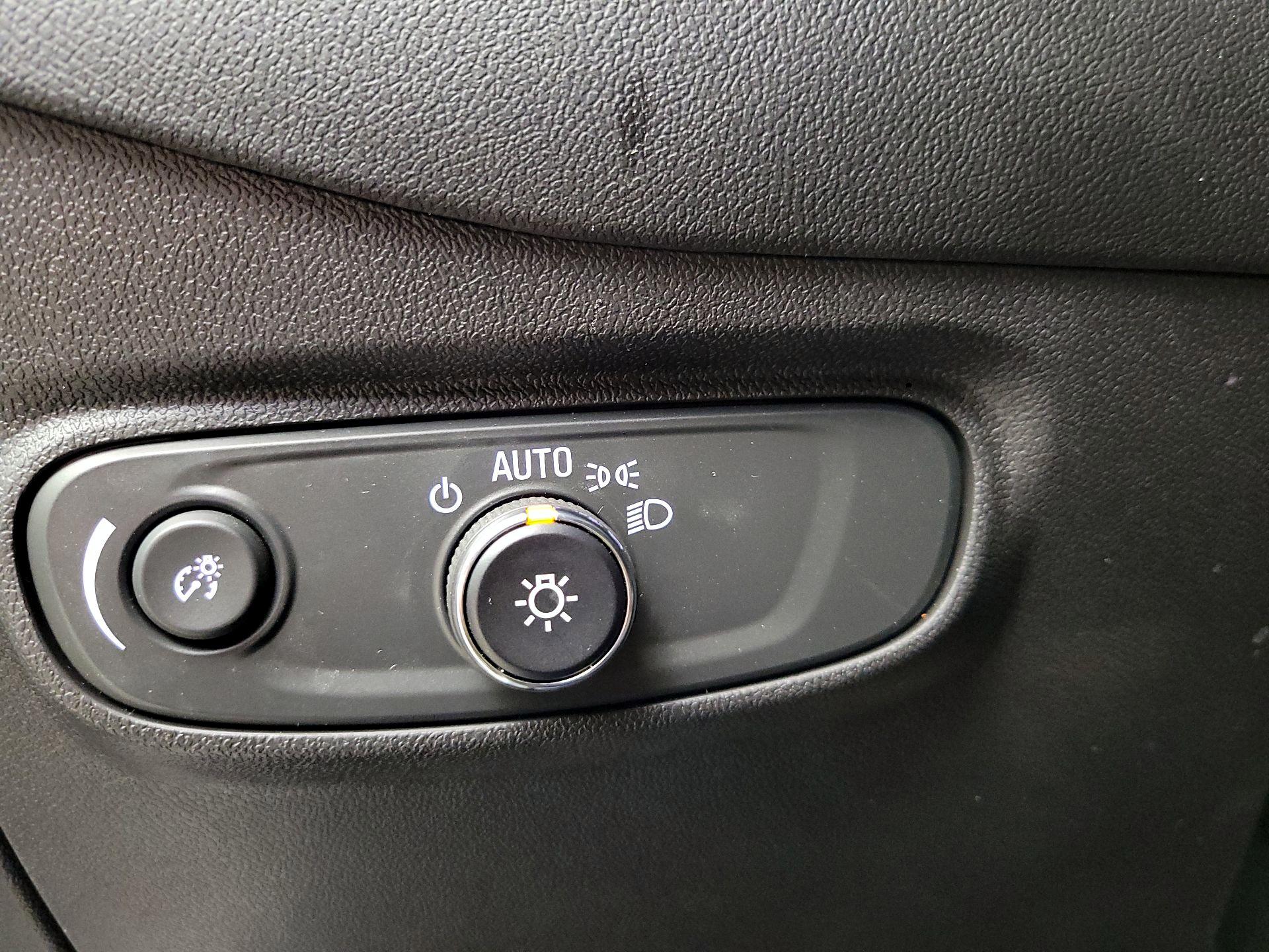 Thumbnail: 2023 Chevrolet Equinox - 13