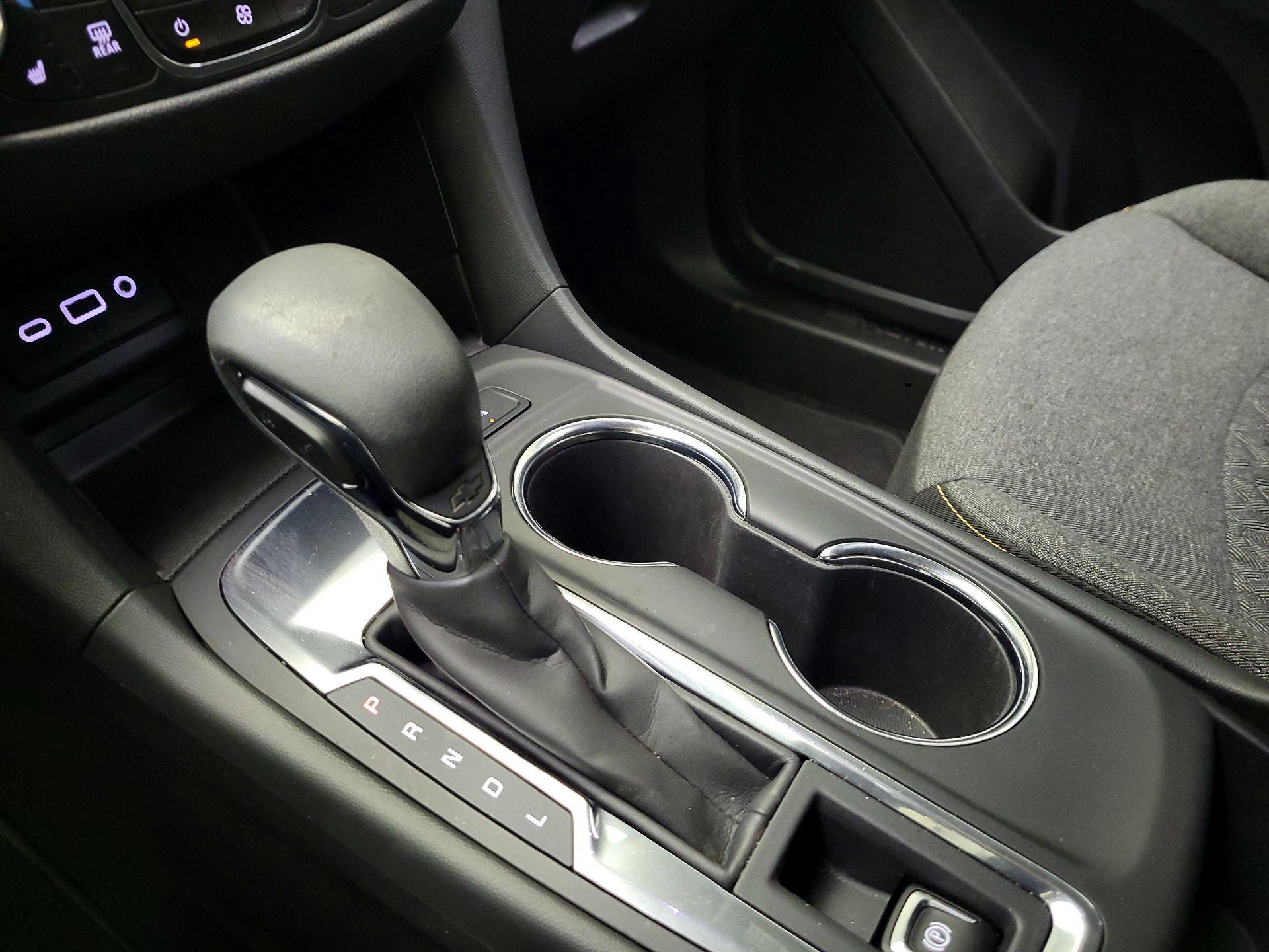 Thumbnail: 2023 Chevrolet Equinox - 18