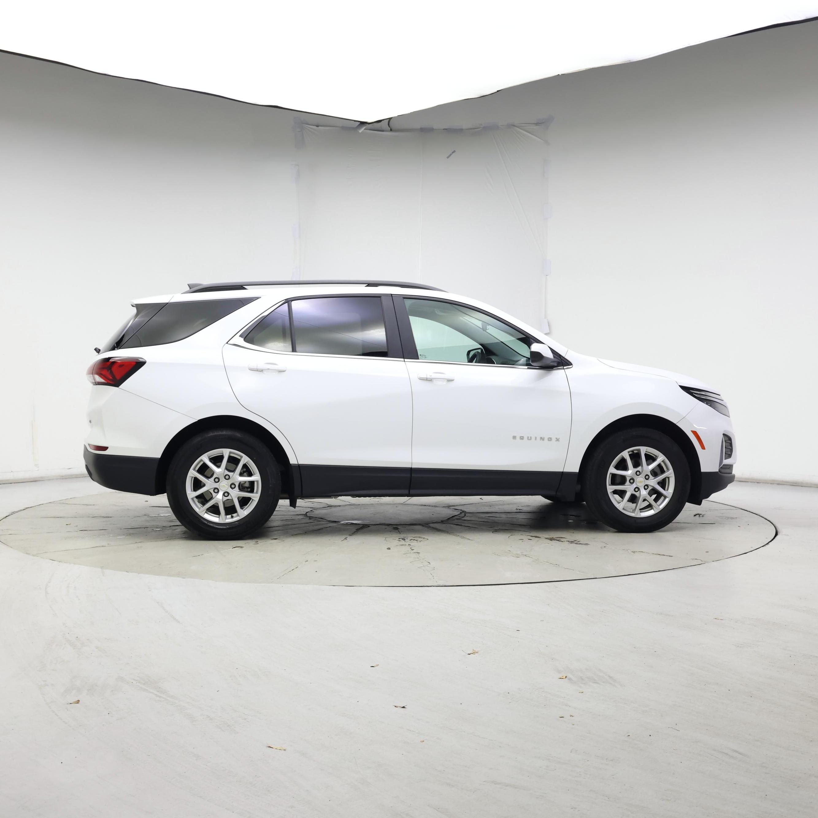 Thumbnail: 2023 Chevrolet Equinox - 7