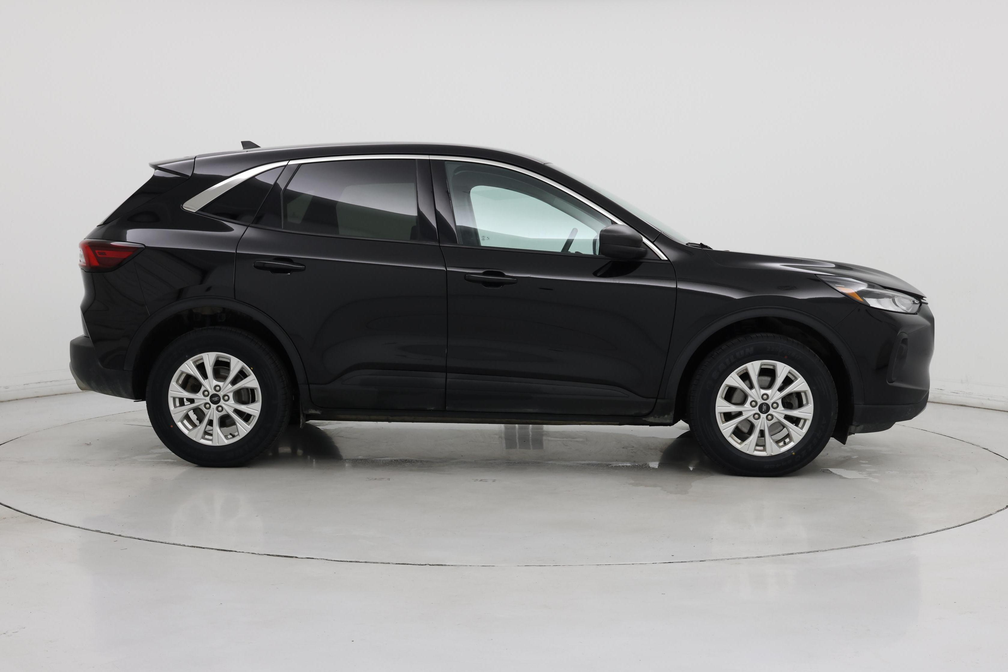 Thumbnail: 2023 Ford Escape - 7