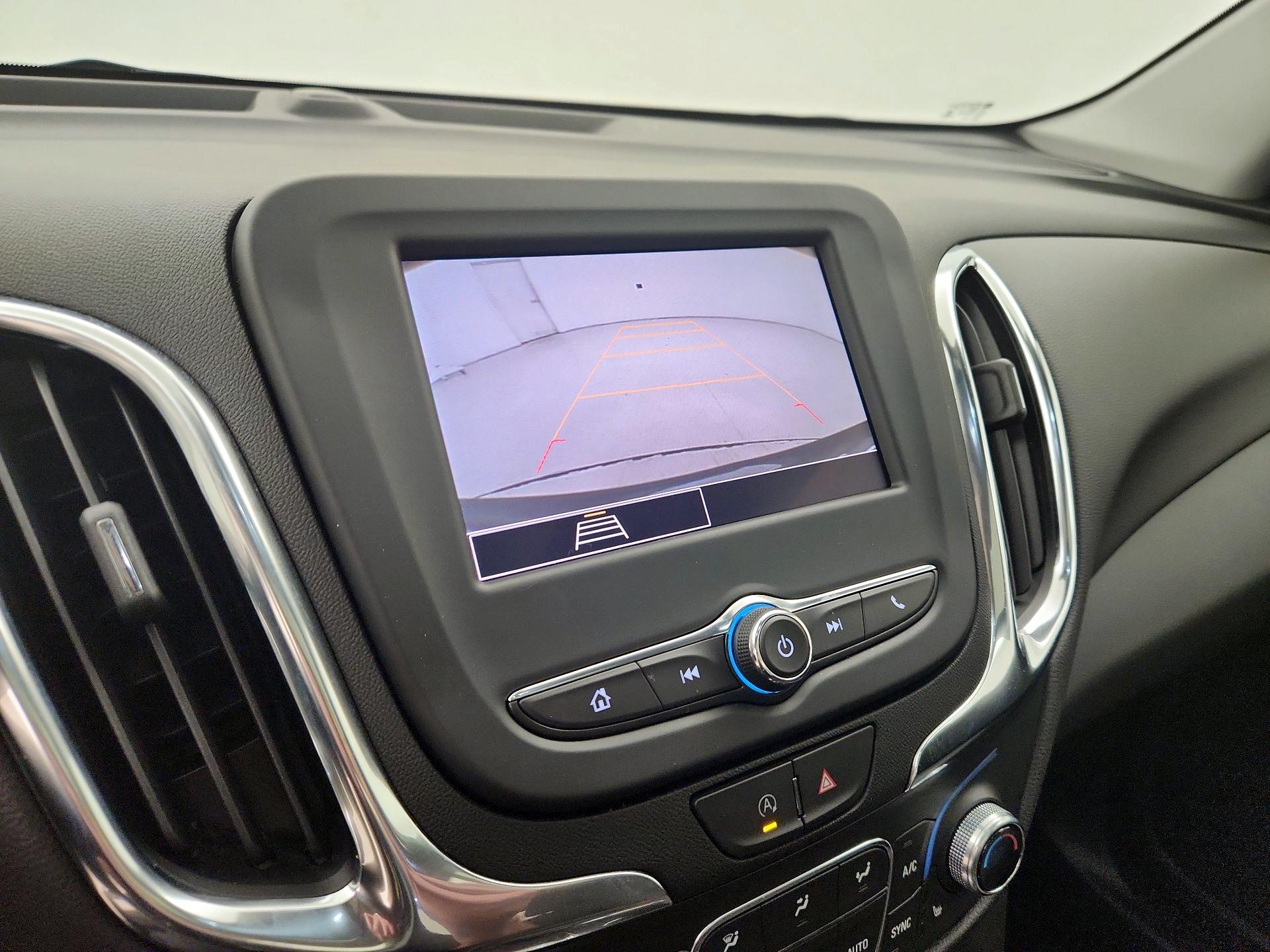 Thumbnail: 2022 Chevrolet Equinox - 14