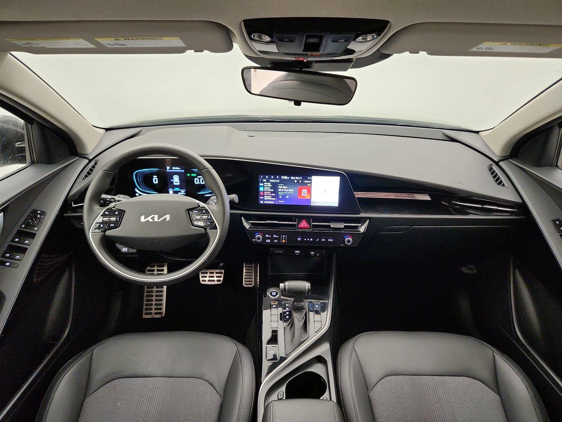 Thumbnail: 2023 Kia Niro - 9