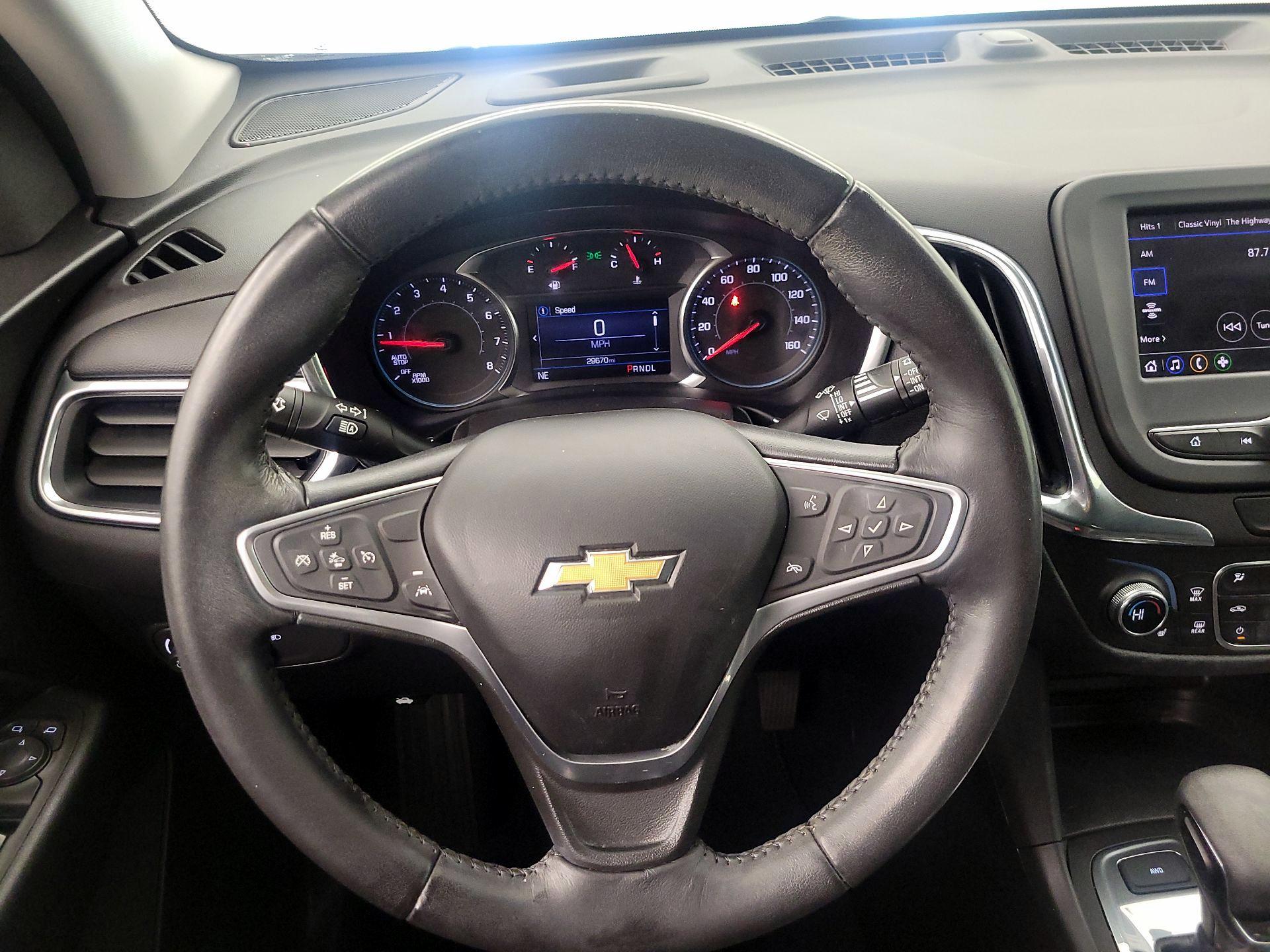 Thumbnail: 2022 Chevrolet Equinox - 10