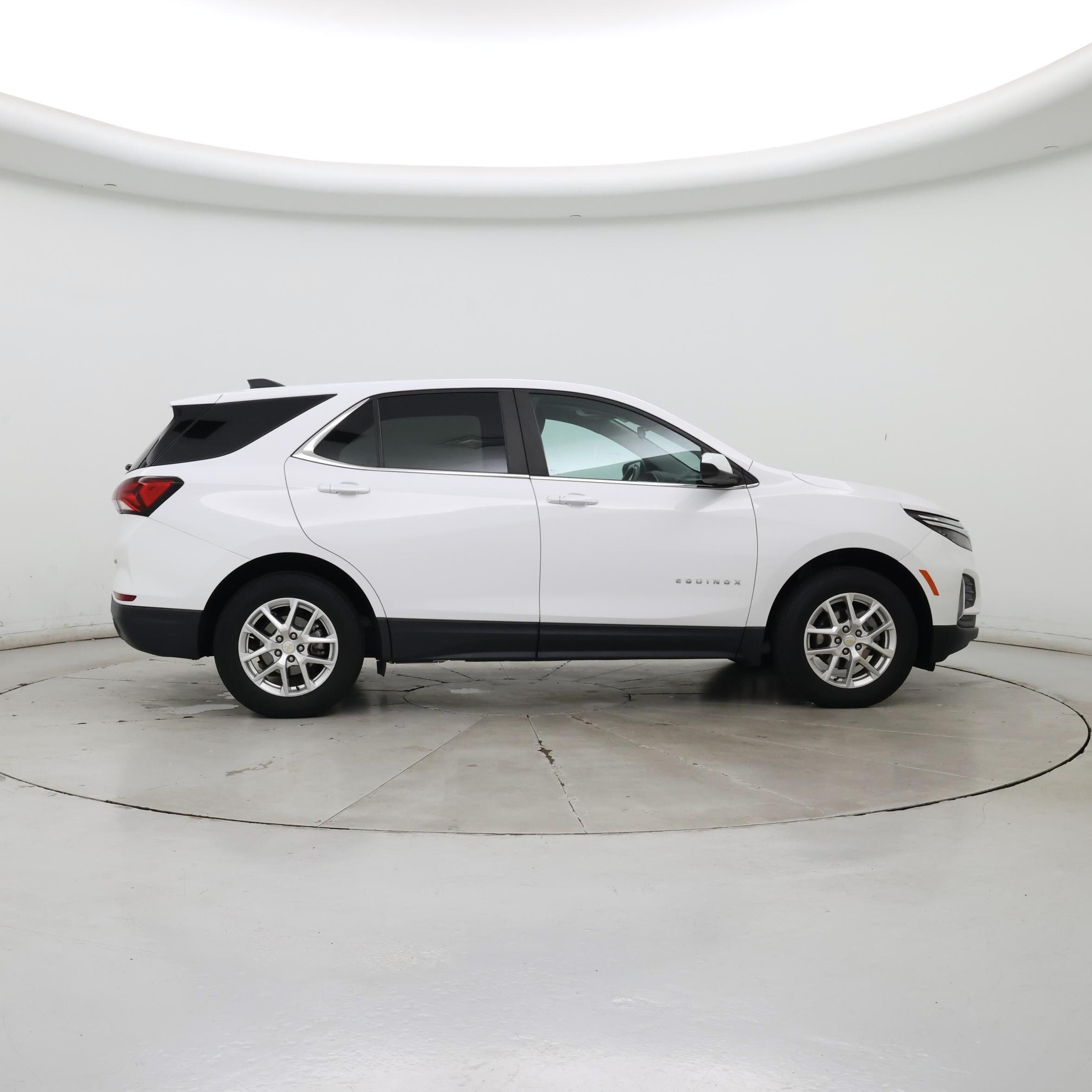 Thumbnail: 2022 Chevrolet Equinox - 7