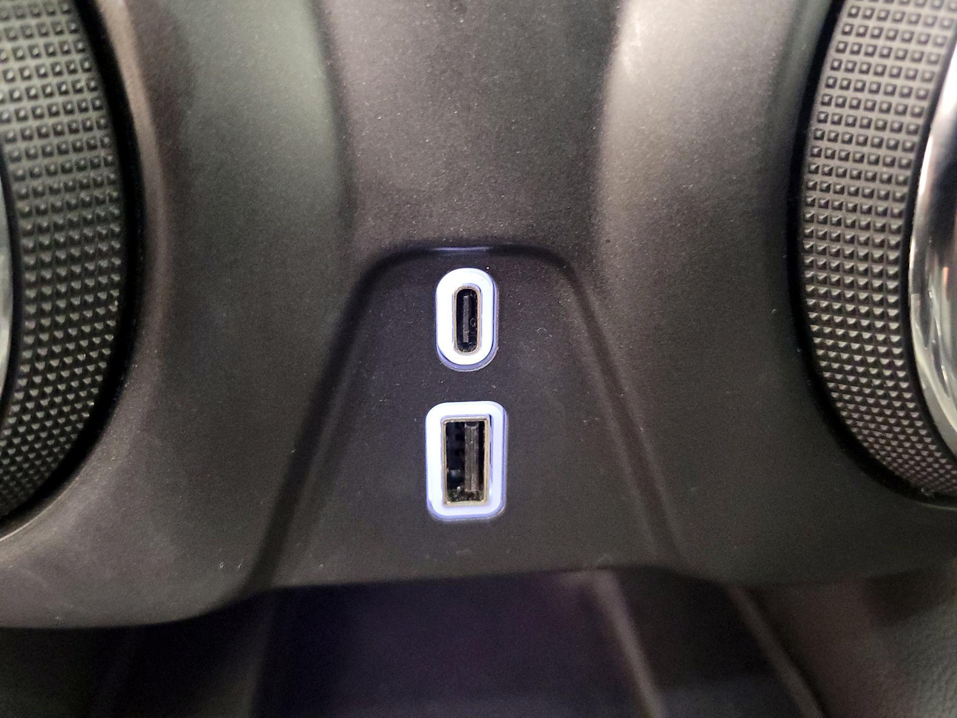 Thumbnail: 2023 Chevrolet Blazer - 19