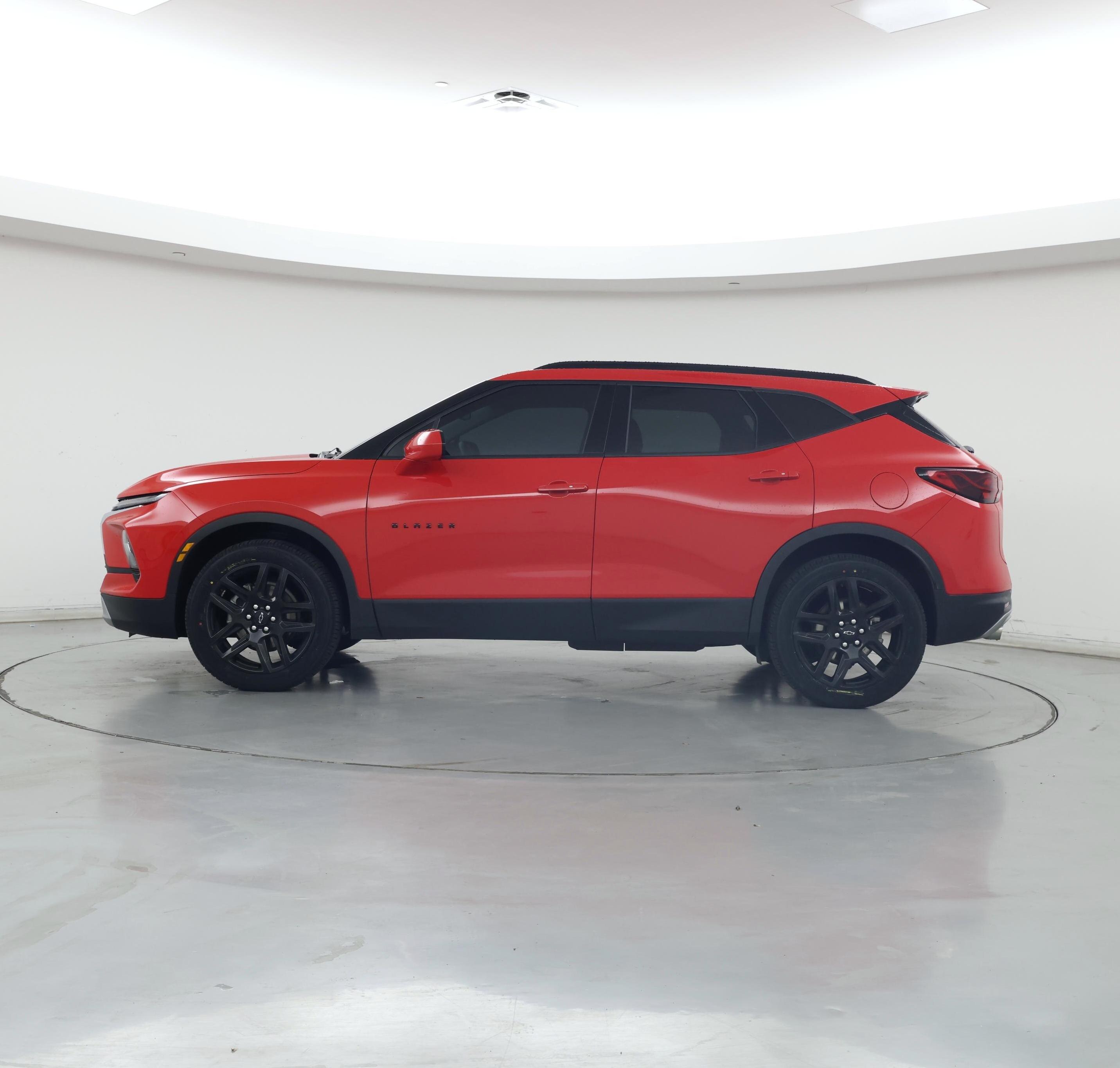 Thumbnail: 2023 Chevrolet Blazer - 3