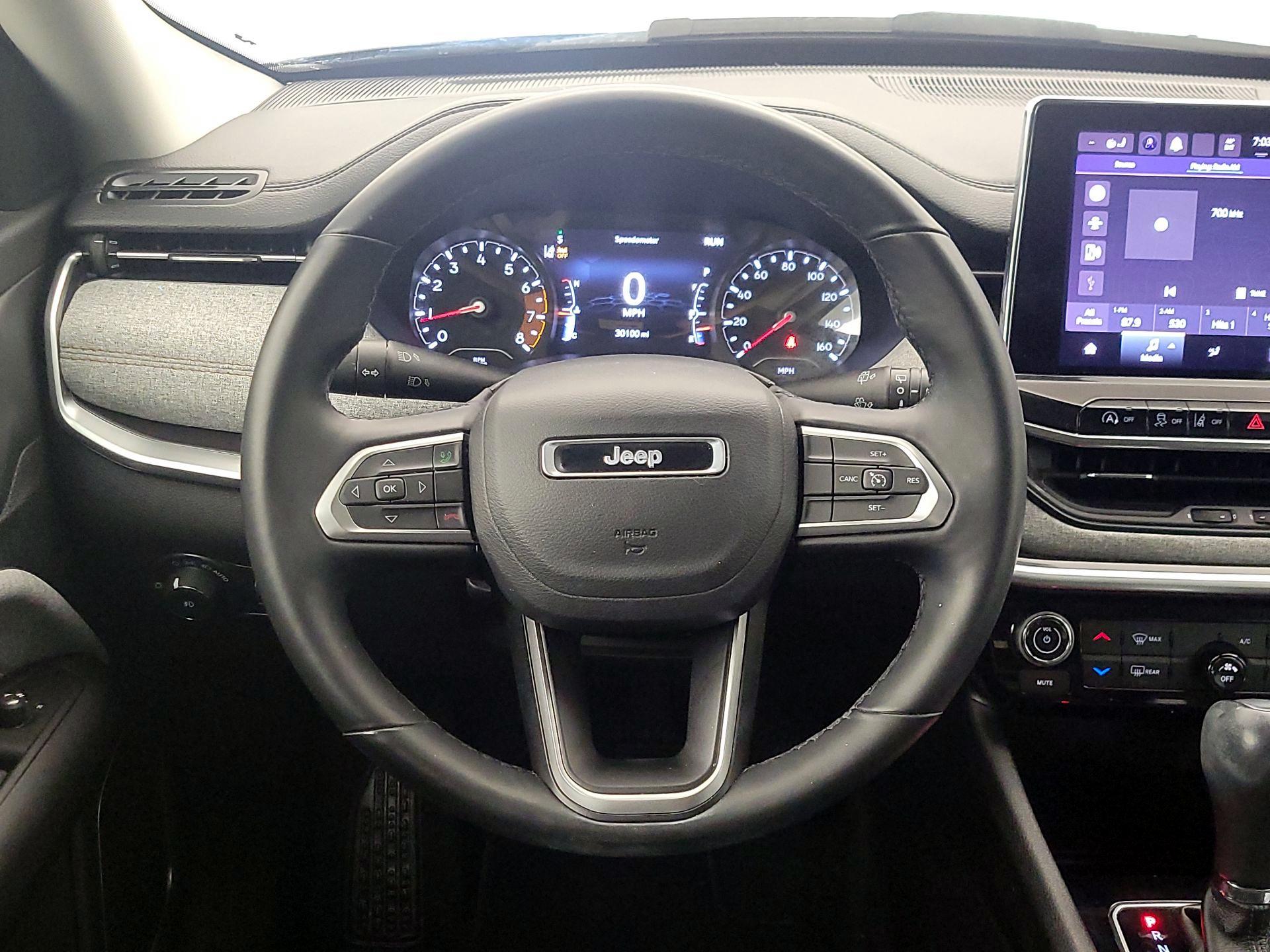 Thumbnail: 2022 Jeep Compass - 10