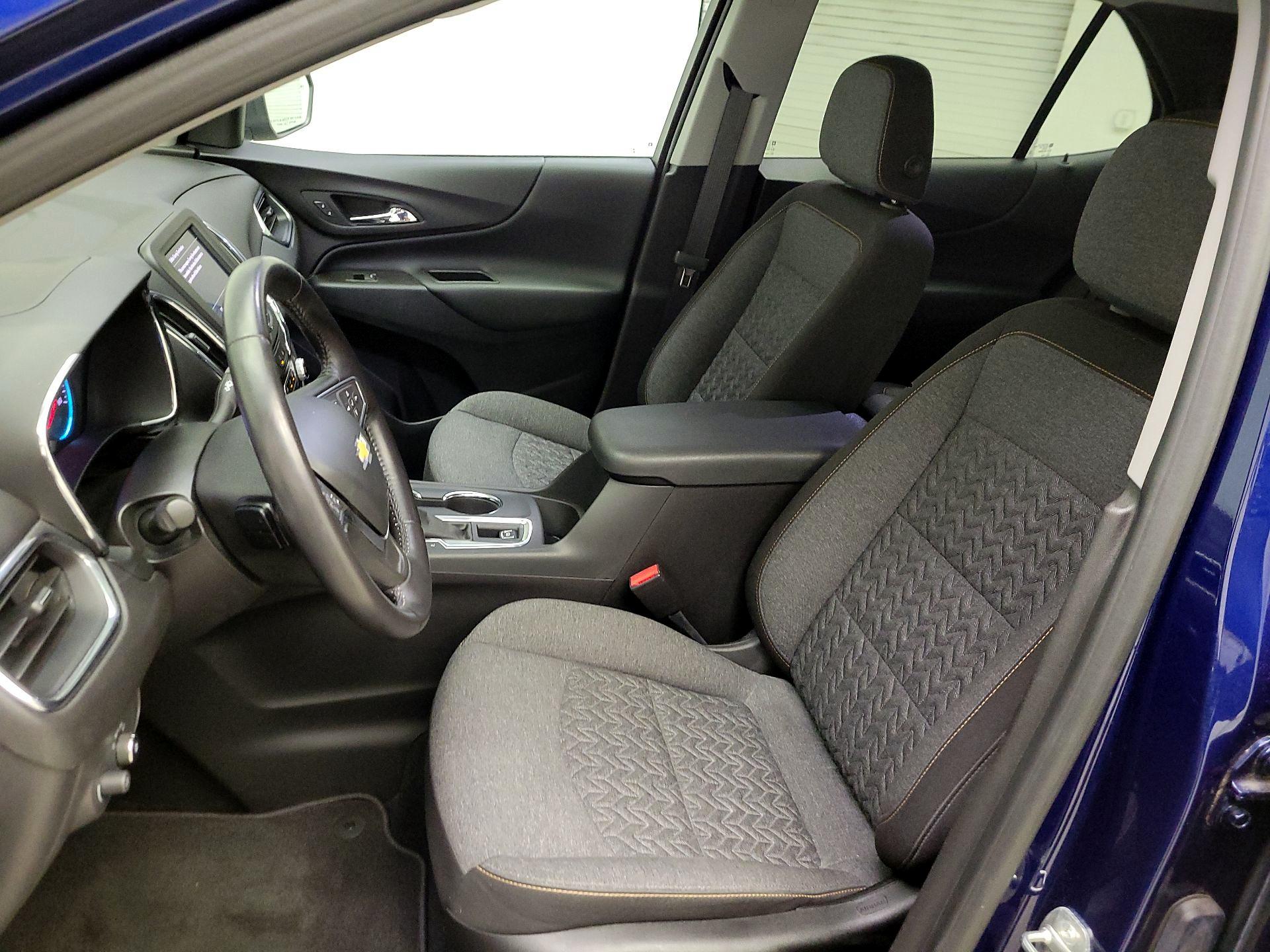 Thumbnail: 2022 Chevrolet Equinox - 11