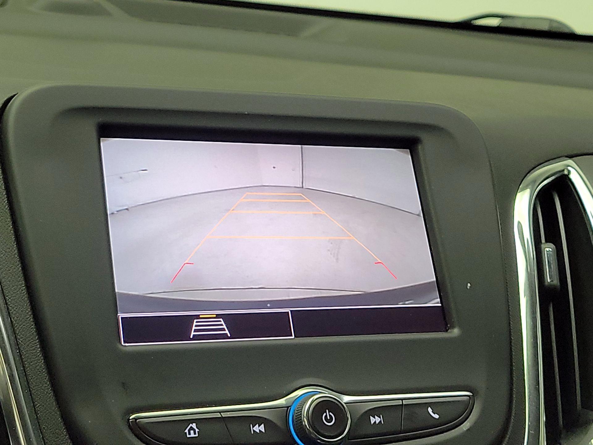 Thumbnail: 2022 Chevrolet Equinox - 14