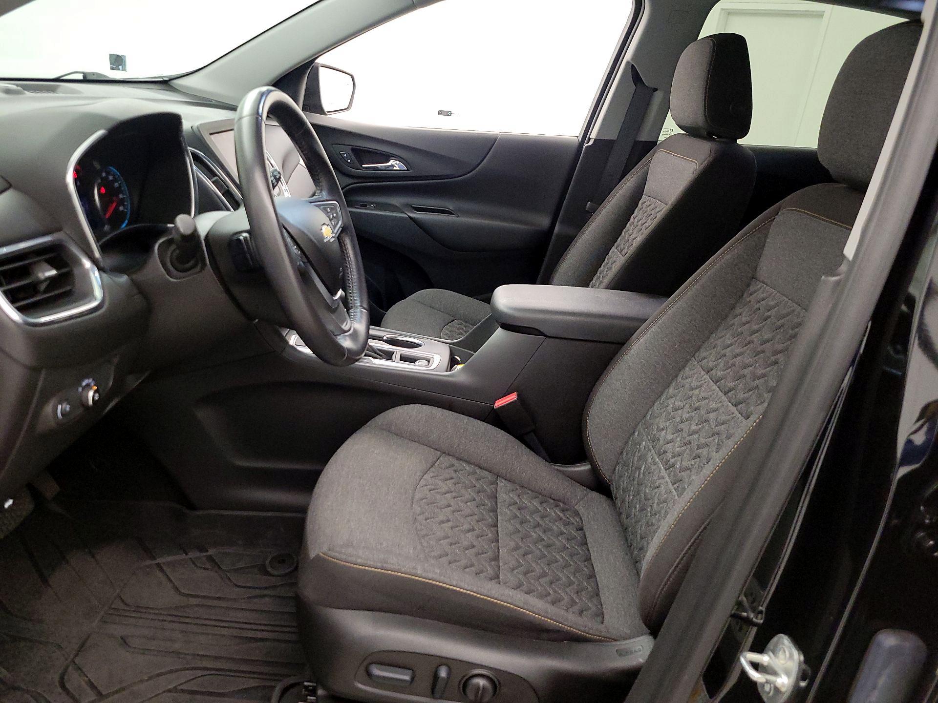 Thumbnail: 2022 Chevrolet Equinox - 11