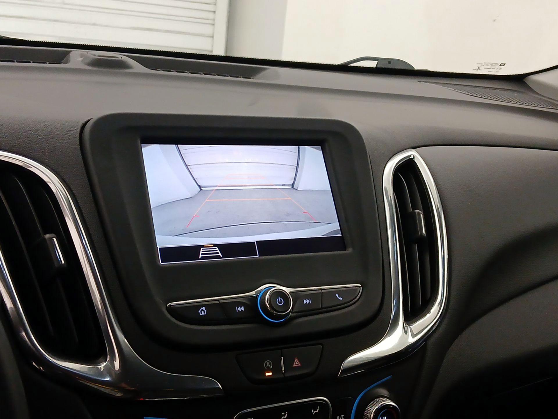 Thumbnail: 2022 Chevrolet Equinox - 14