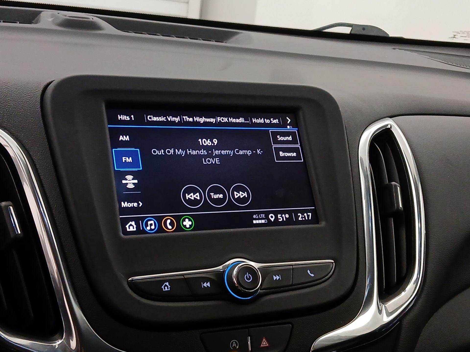 Thumbnail: 2022 Chevrolet Equinox - 15