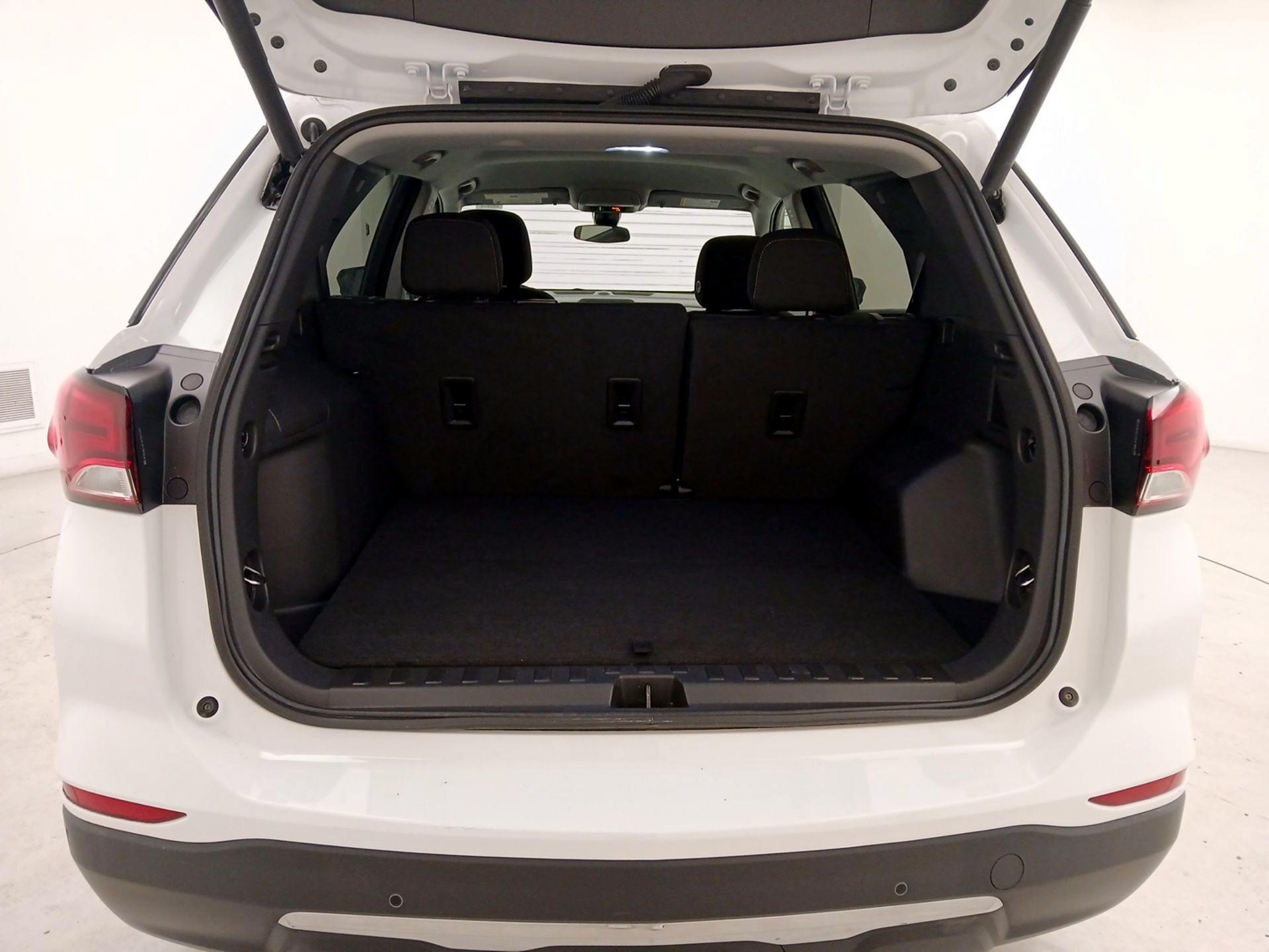 Thumbnail: 2022 Chevrolet Equinox - 20