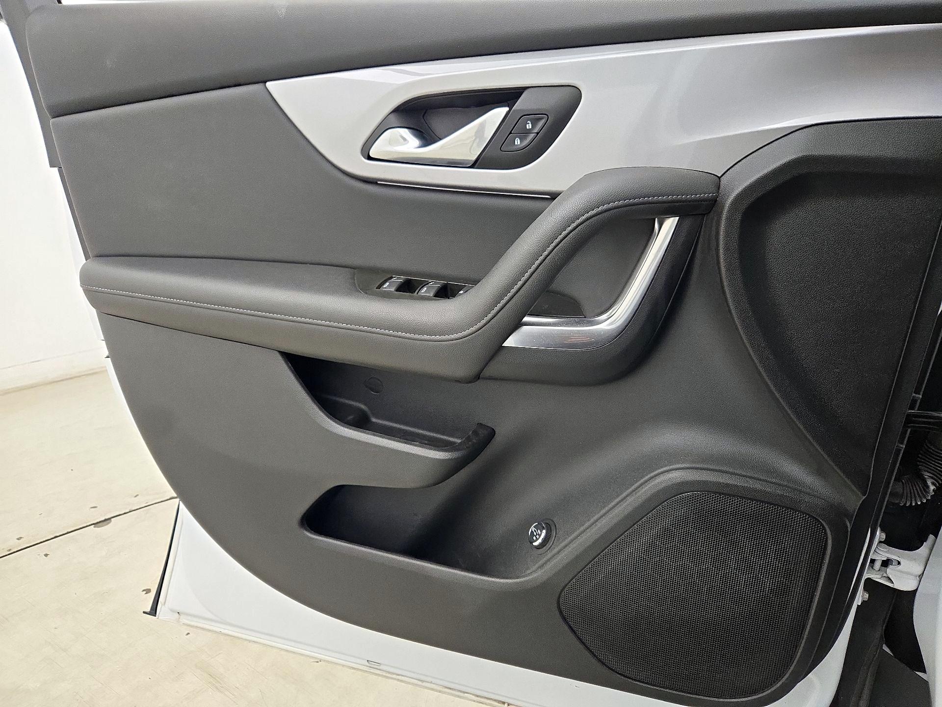 Thumbnail: 2022 Chevrolet Blazer - 12