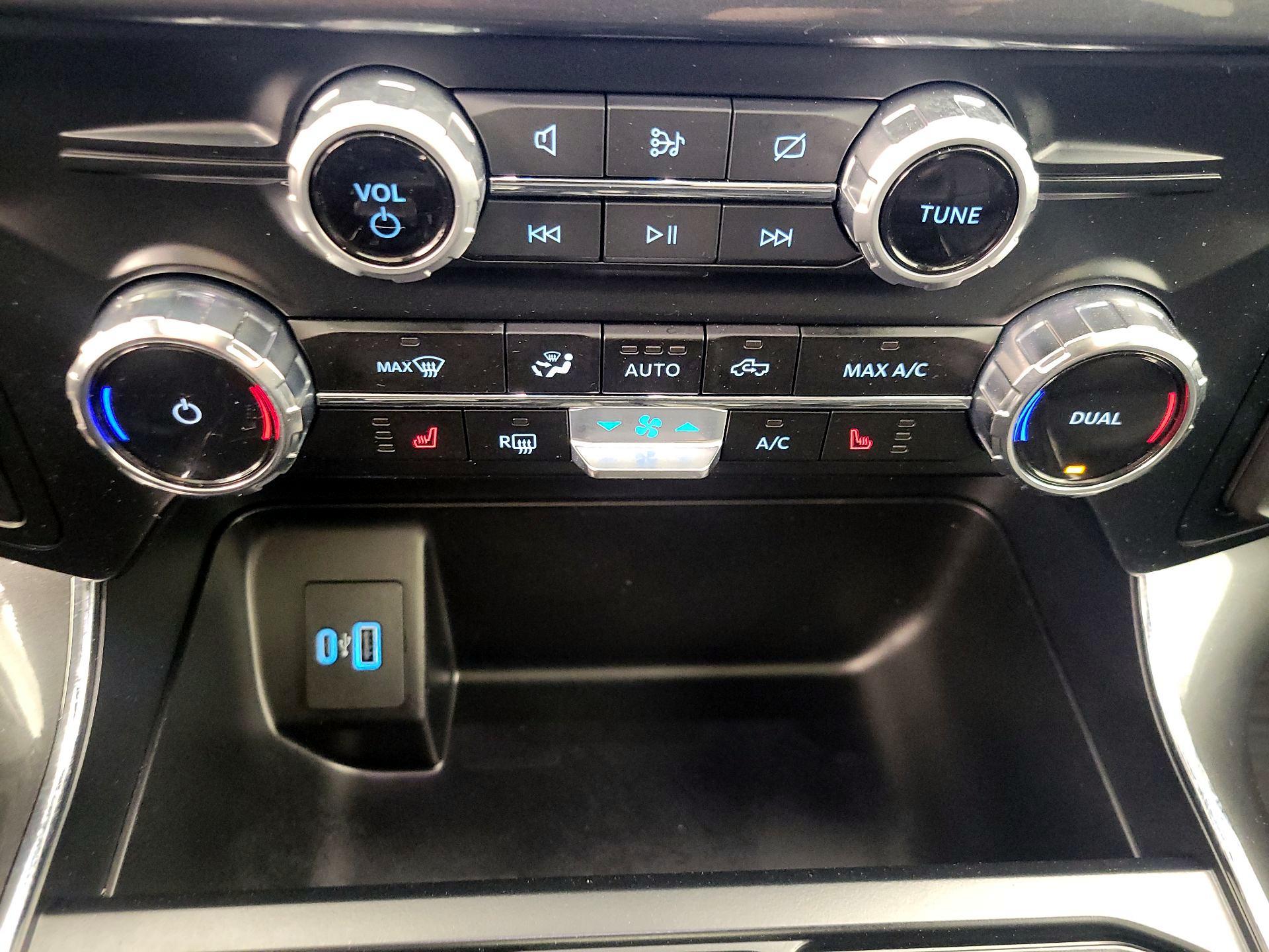 Thumbnail: 2023 Ford F-150 - 17