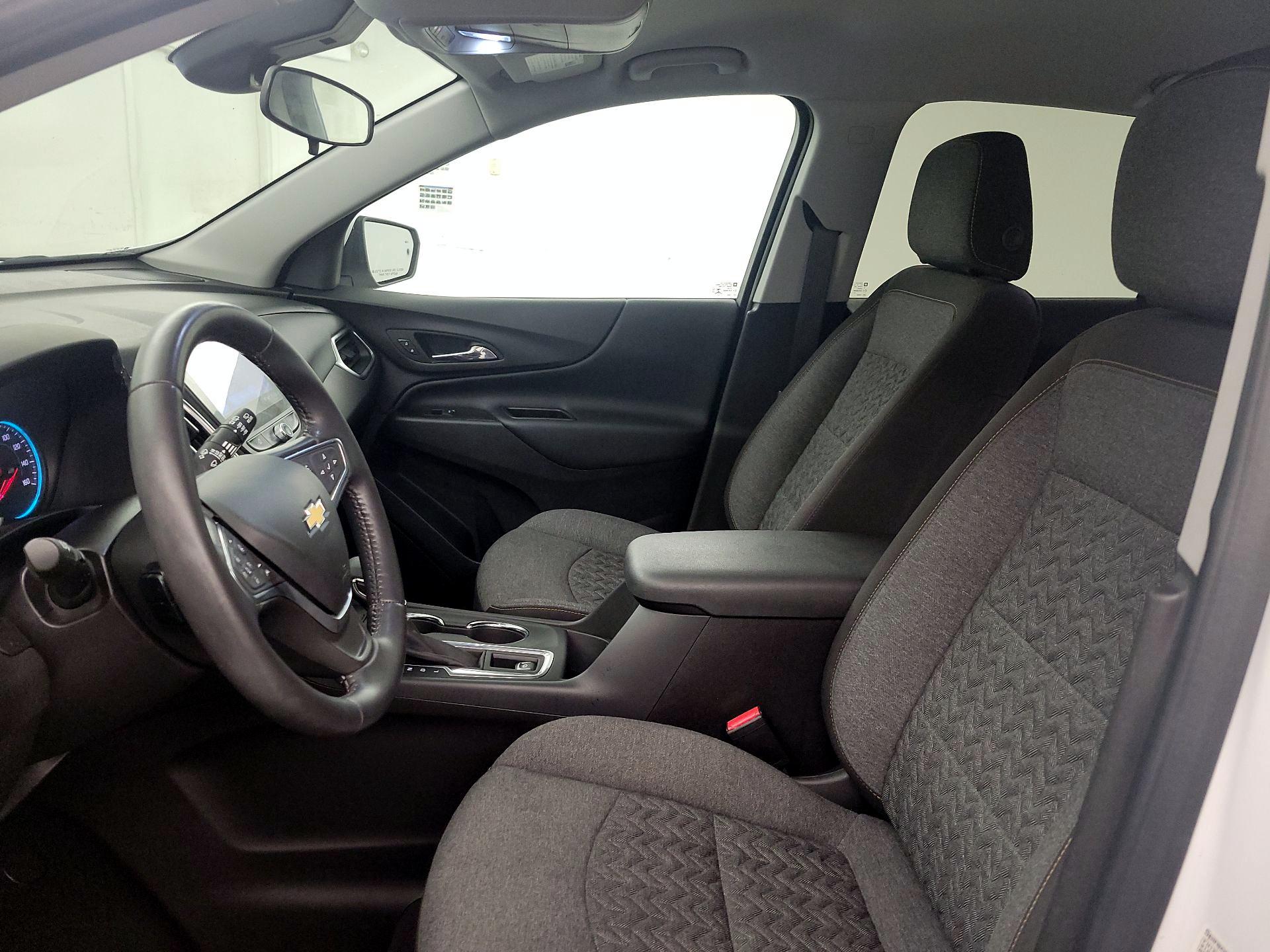 Thumbnail: 2022 Chevrolet Equinox - 11