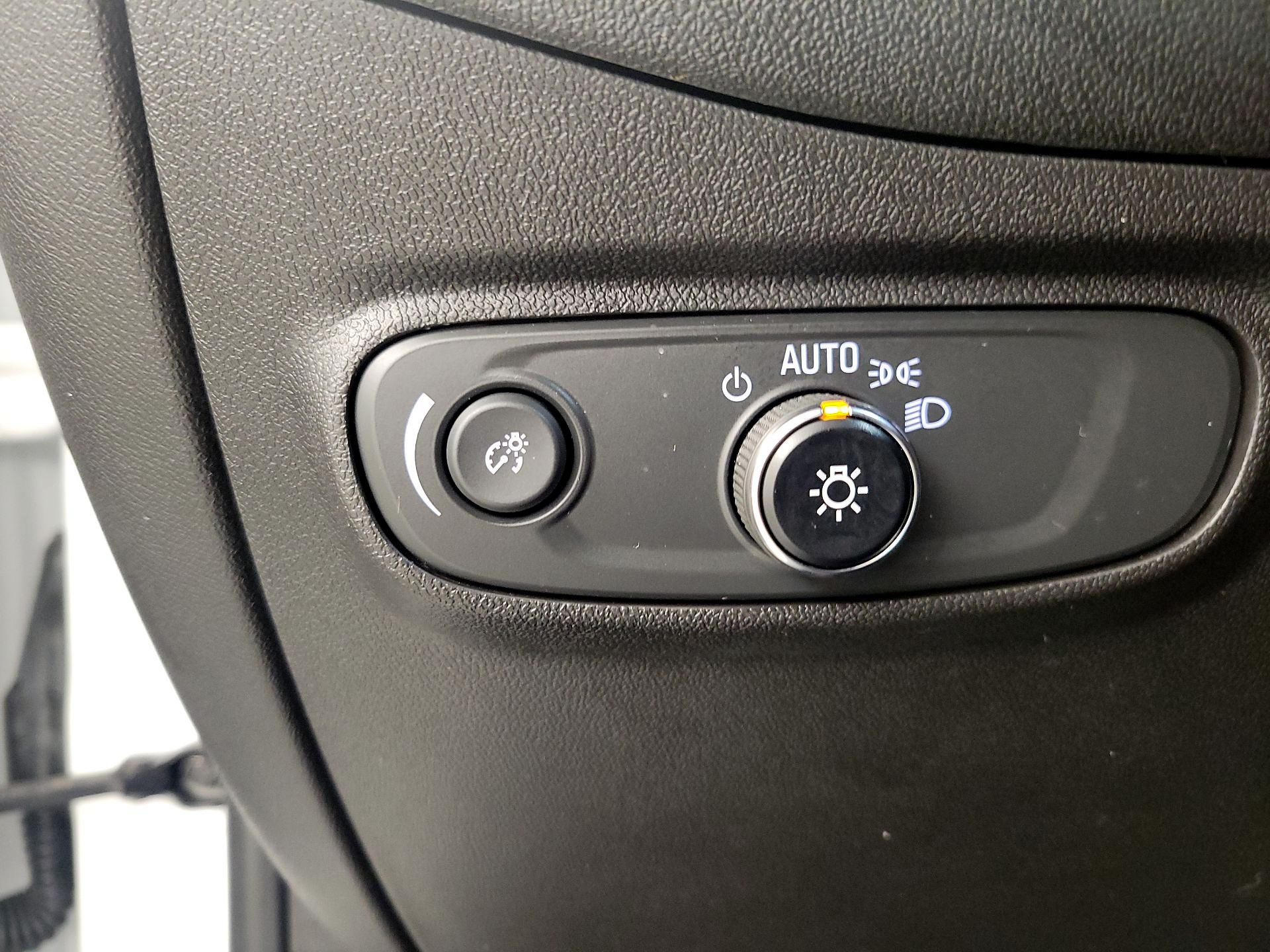 Thumbnail: 2022 Chevrolet Equinox - 13