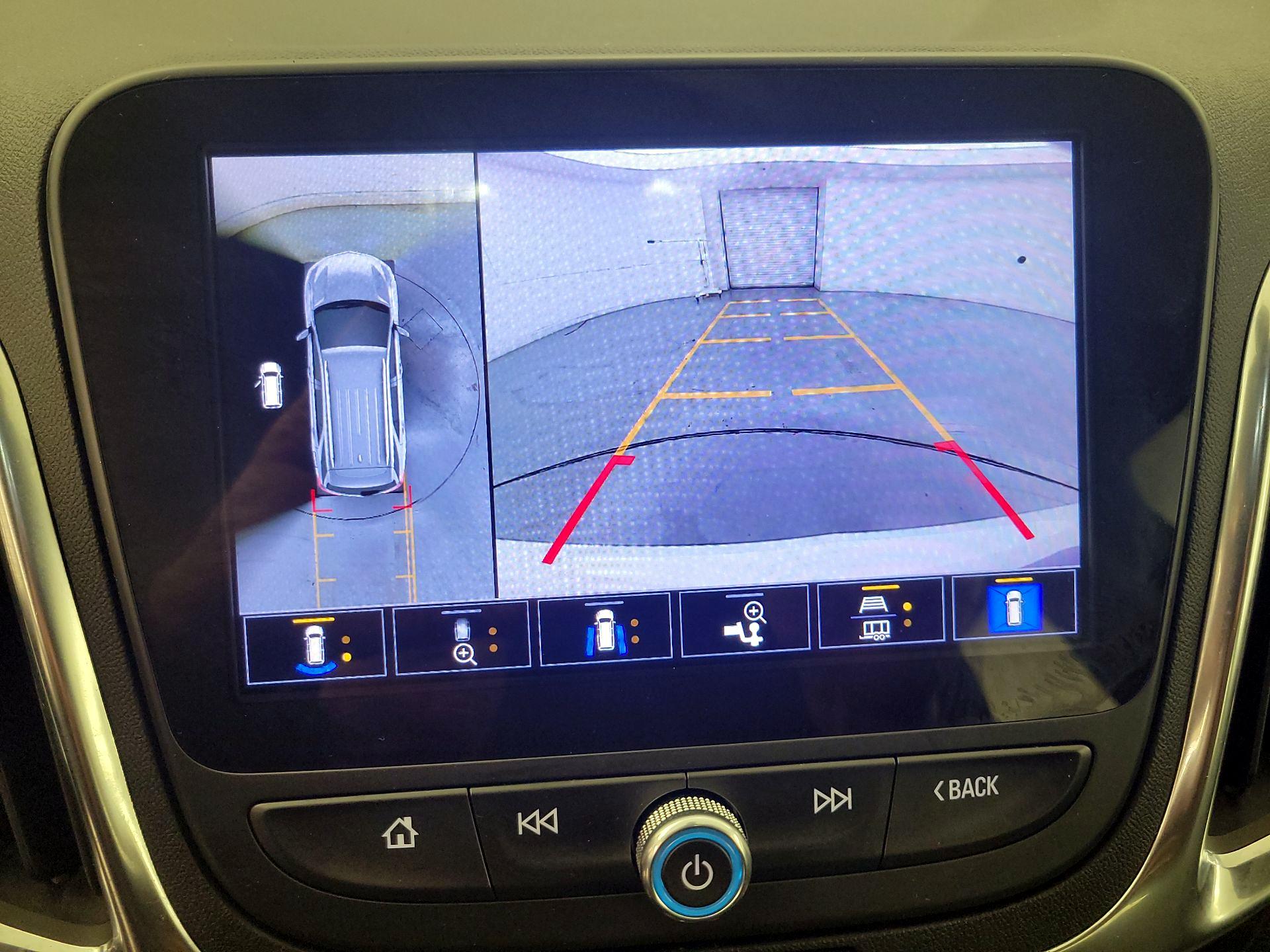 Thumbnail: 2022 Chevrolet Equinox - 15