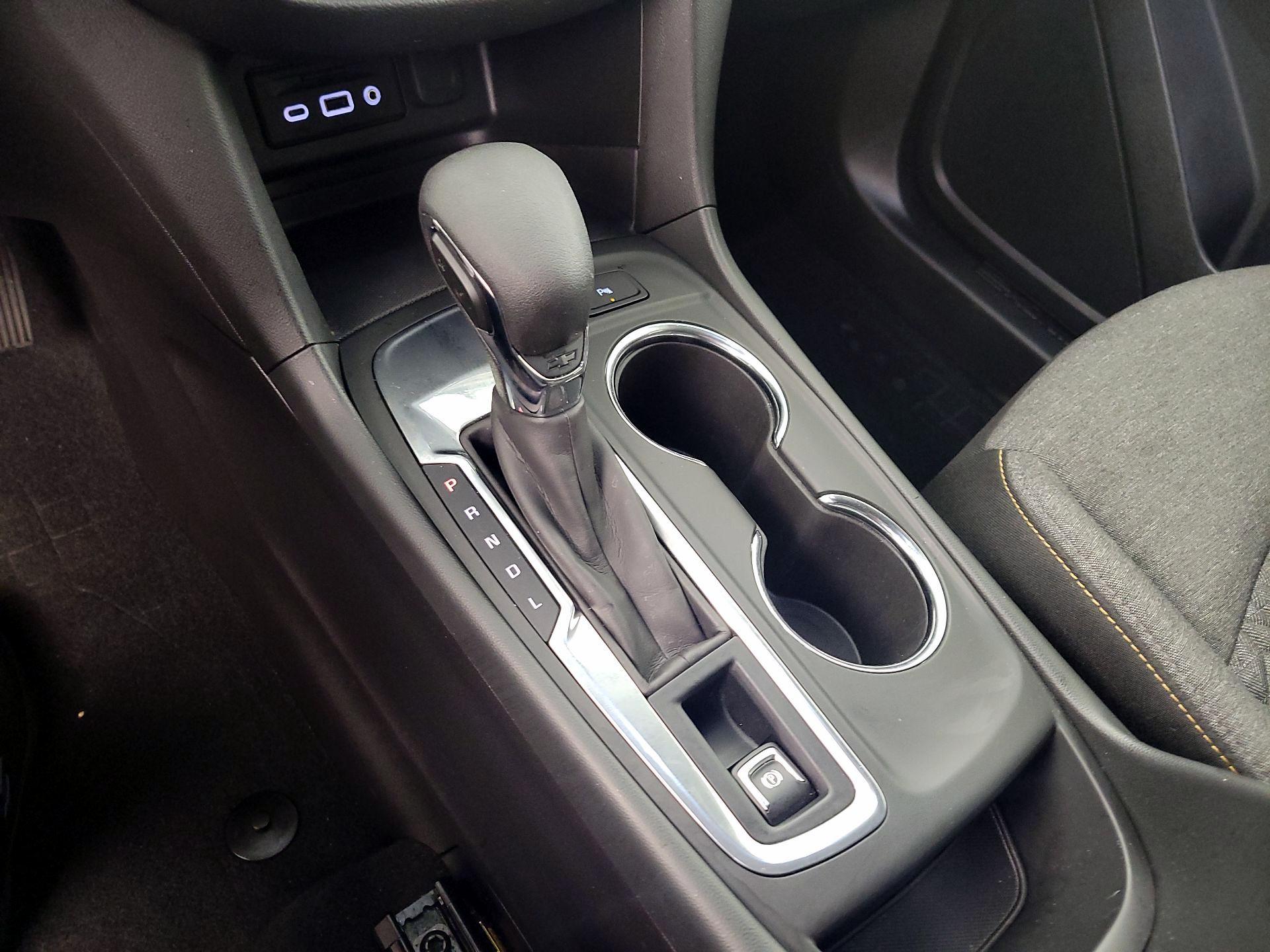 Thumbnail: 2022 Chevrolet Equinox - 18