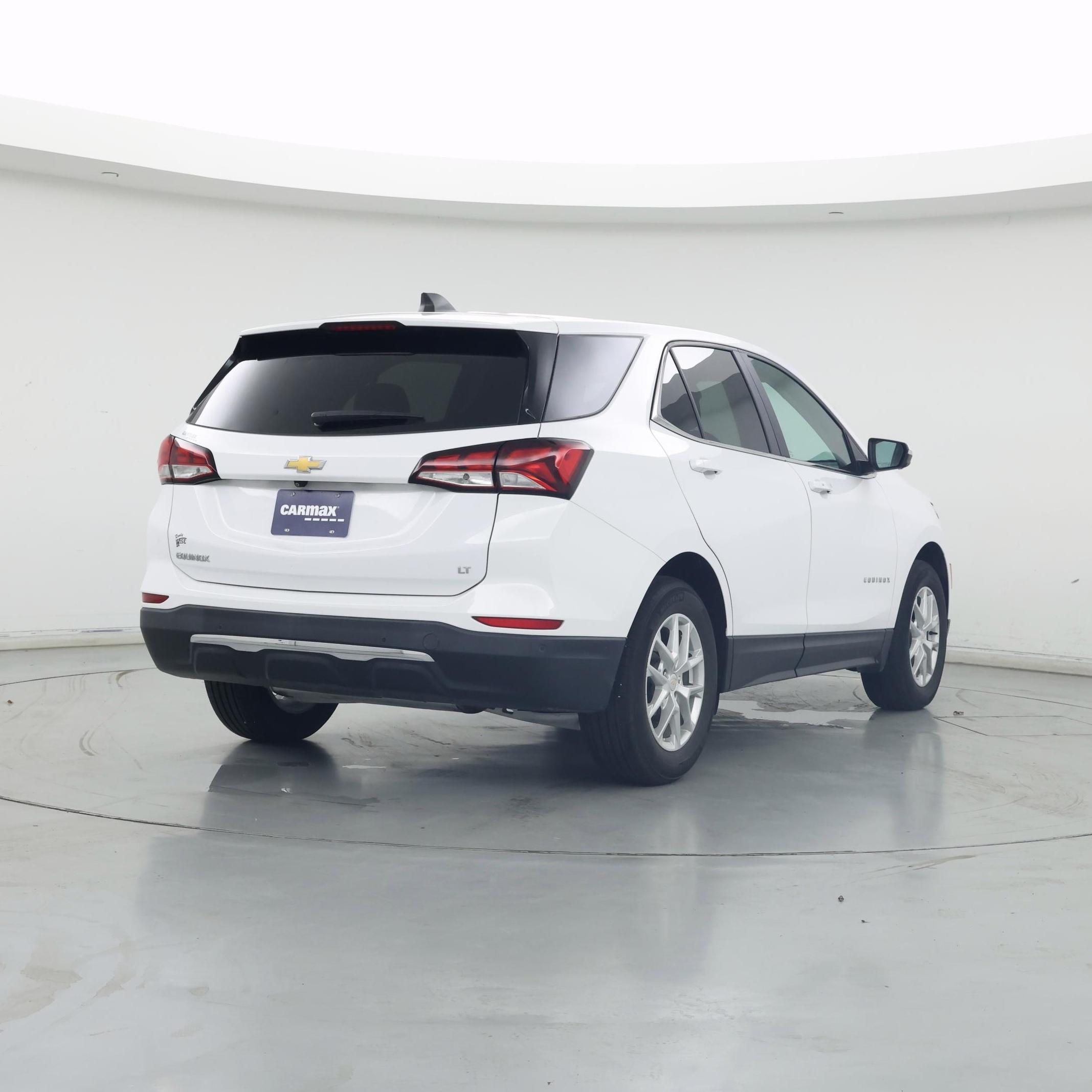 Thumbnail: 2022 Chevrolet Equinox - 8