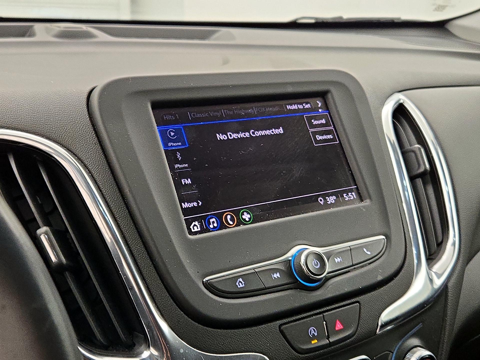 Thumbnail: 2022 Chevrolet Equinox - 15