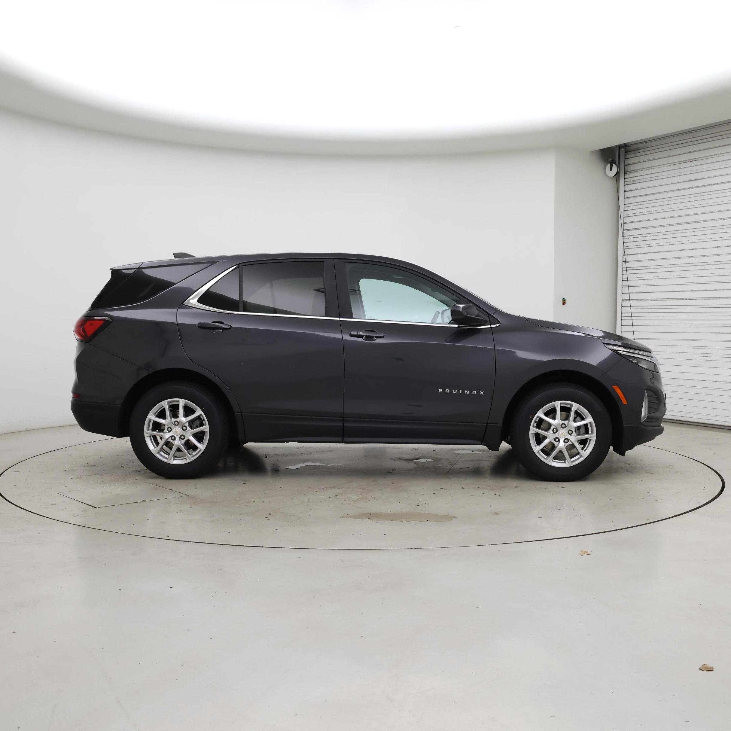 Thumbnail: 2022 Chevrolet Equinox - 7