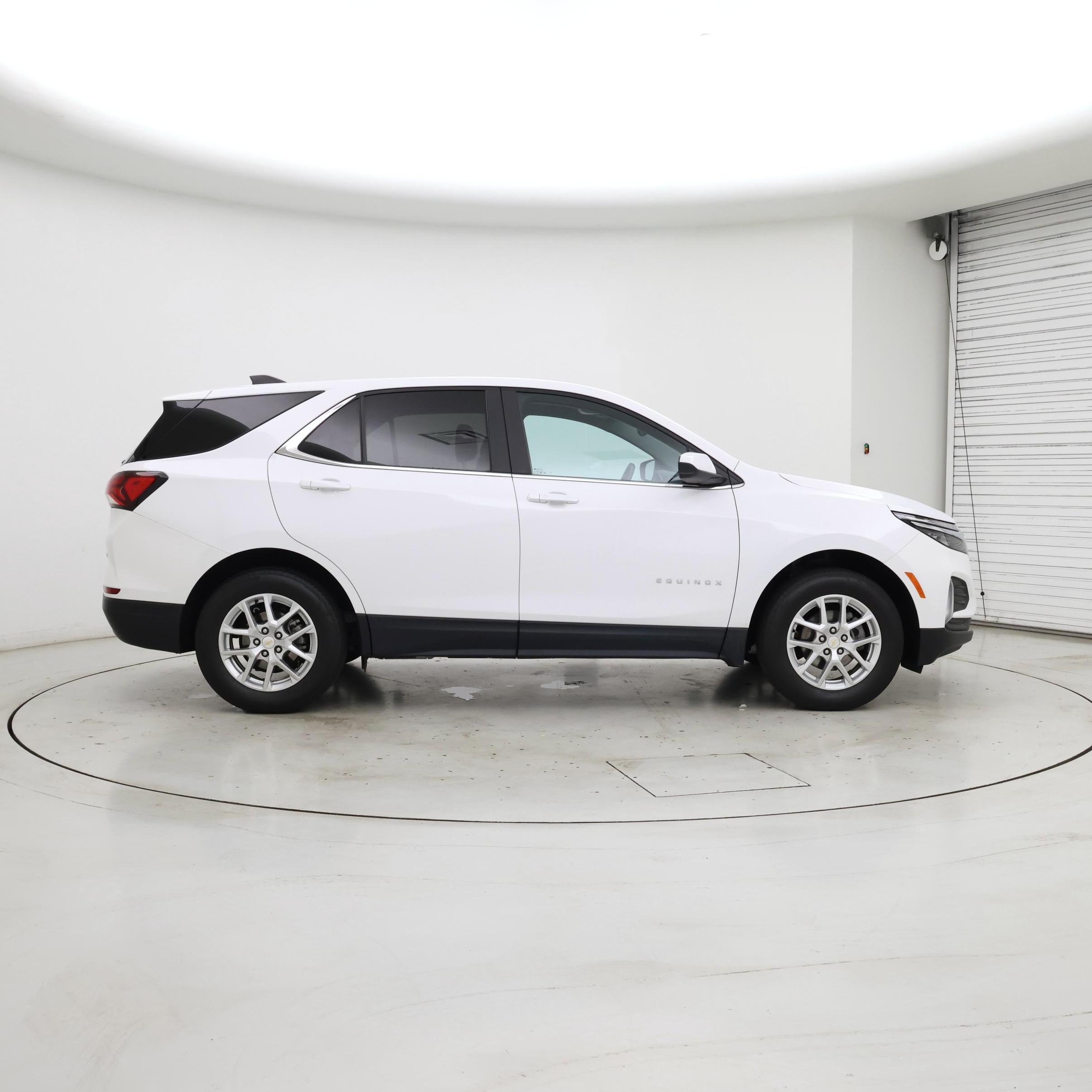 Thumbnail: 2022 Chevrolet Equinox - 7