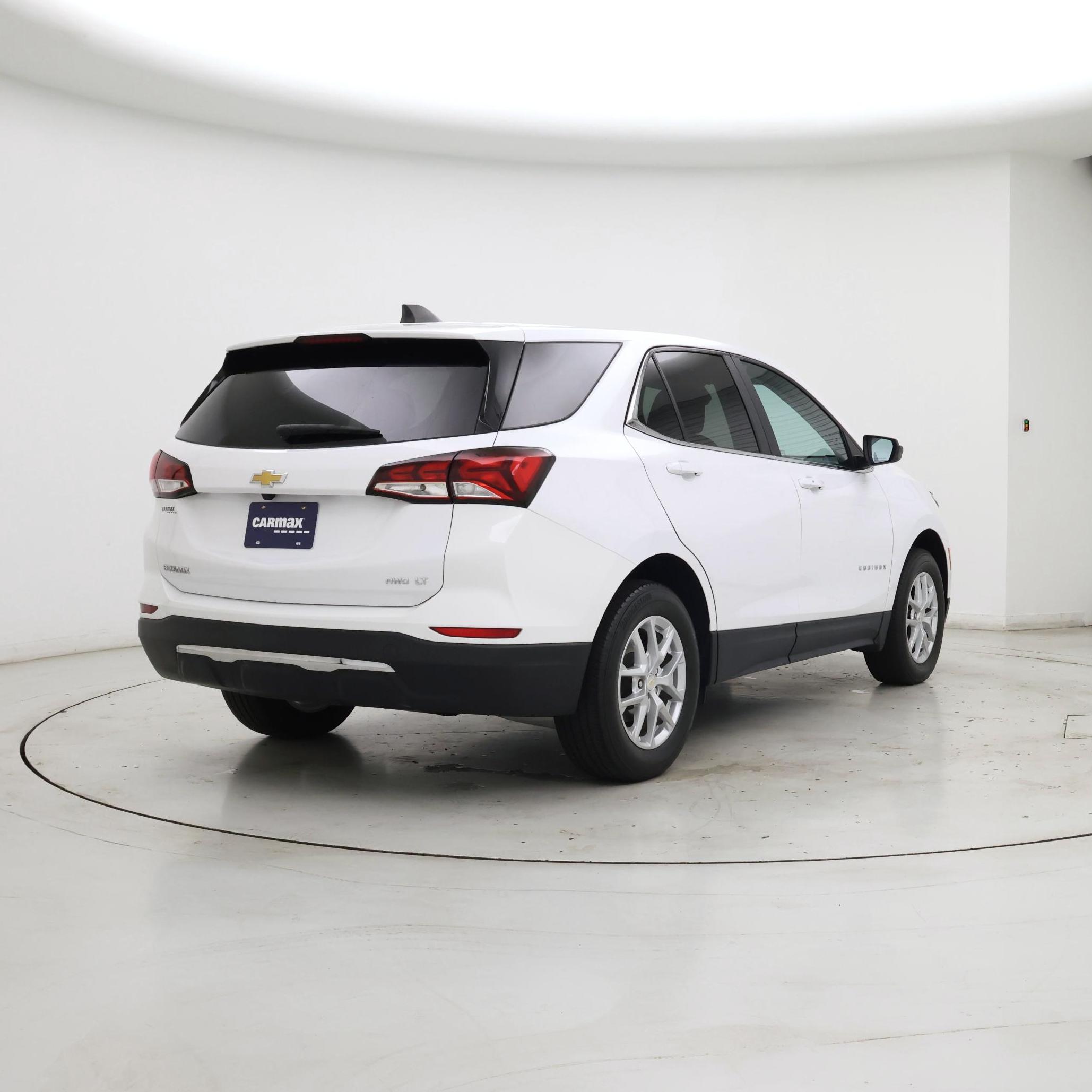 Thumbnail: 2022 Chevrolet Equinox - 8