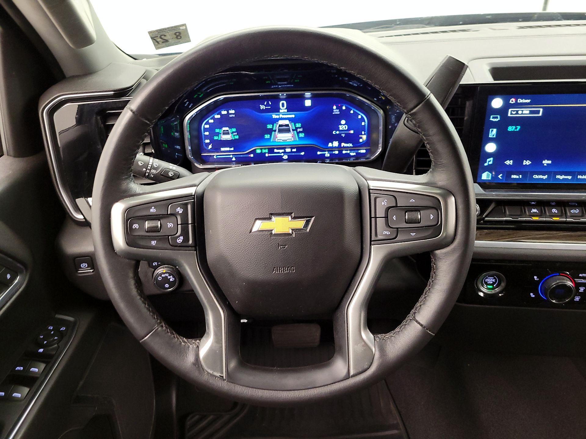 Thumbnail: 2022 Chevrolet Silverado 1500 - 10