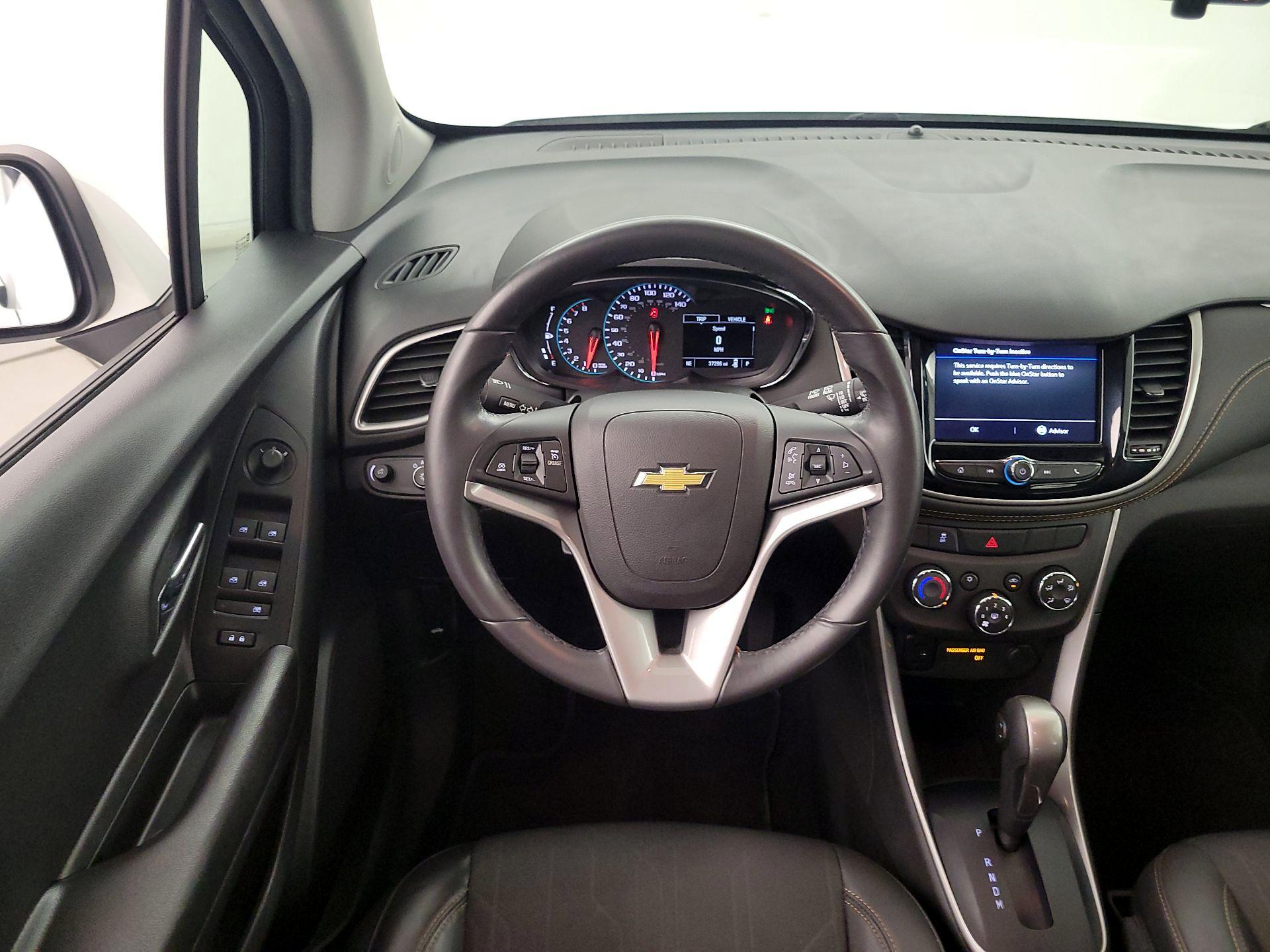 Thumbnail: 2022 Chevrolet Trax - 10