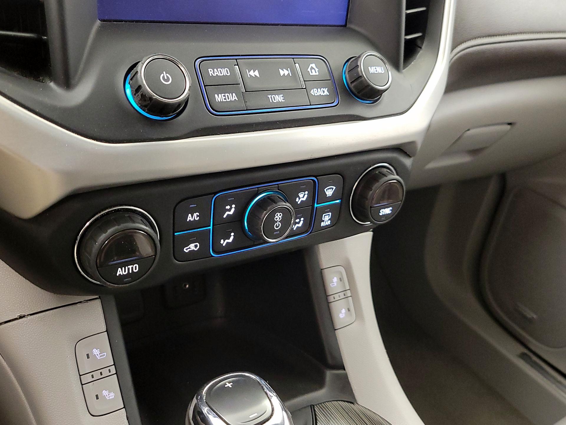 Thumbnail: 2017 GMC Acadia - 16