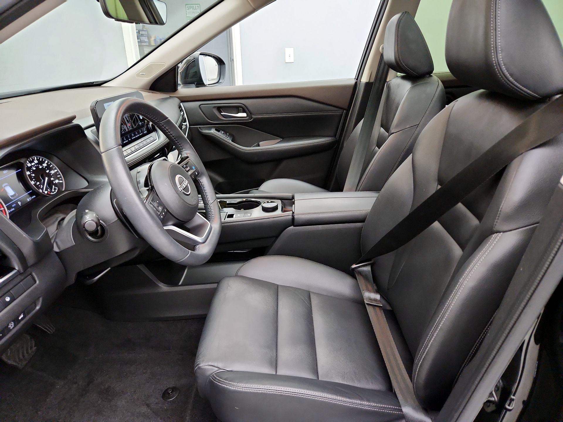 Thumbnail: 2023 Nissan Rogue - 11