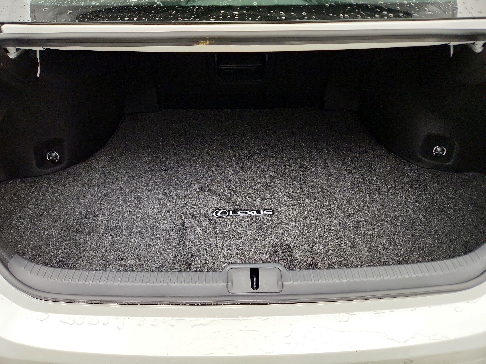 Thumbnail: 2024 Lexus ES - 19