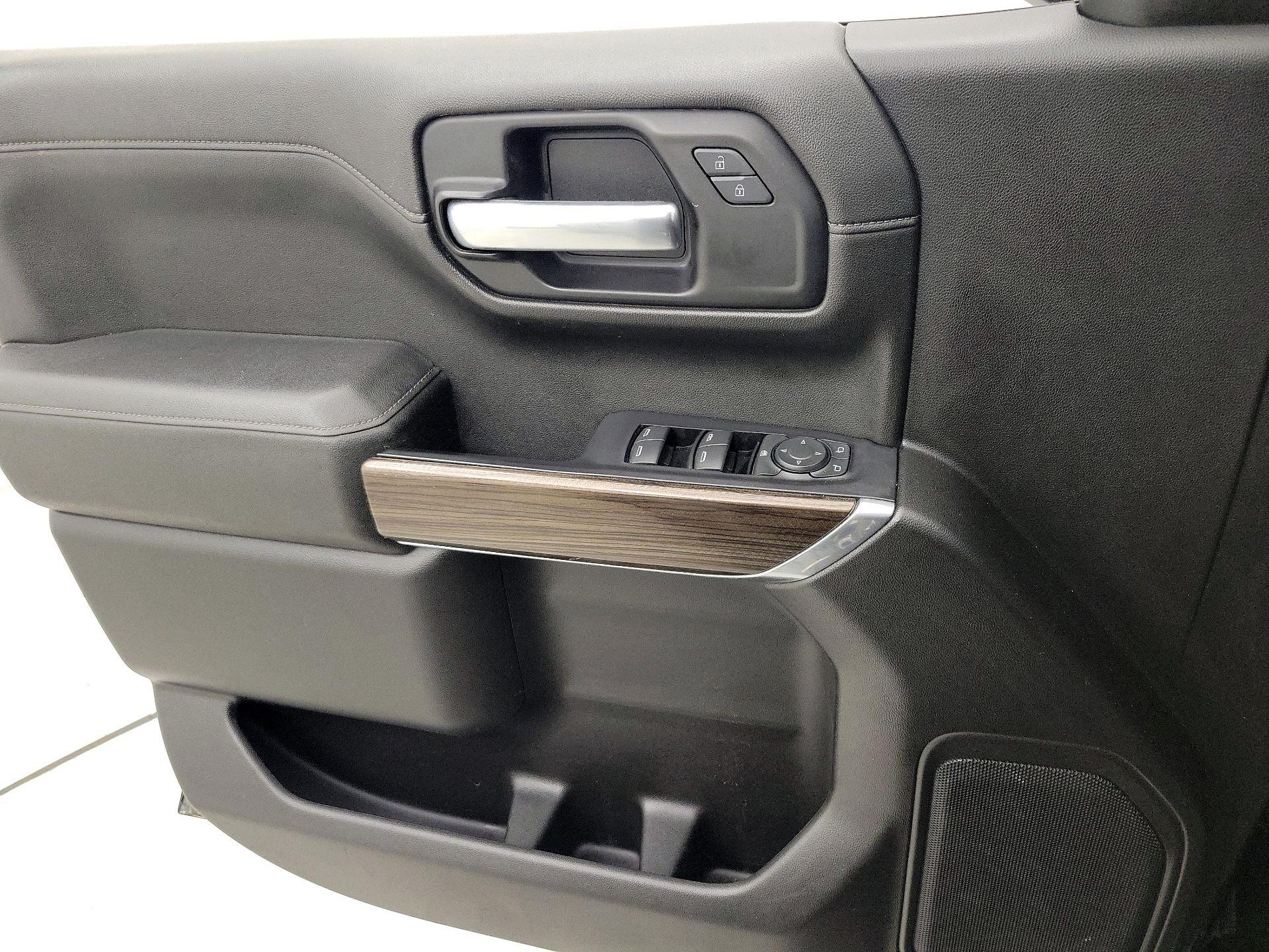 Thumbnail: 2019 Chevrolet Silverado 1500 - 12