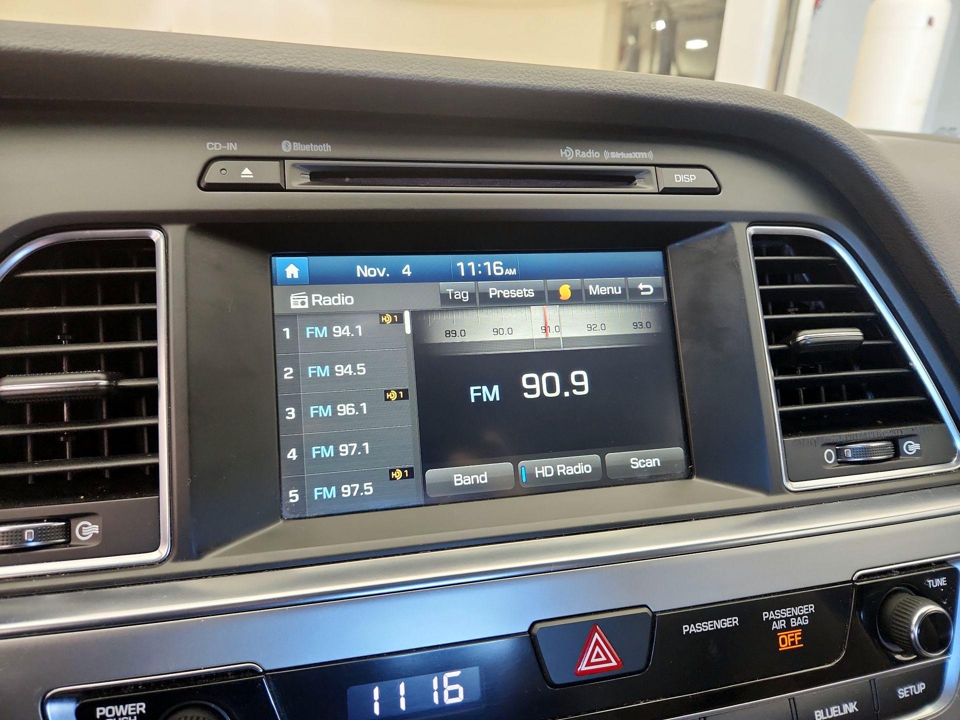 Thumbnail: 2017 Hyundai Sonata - 15