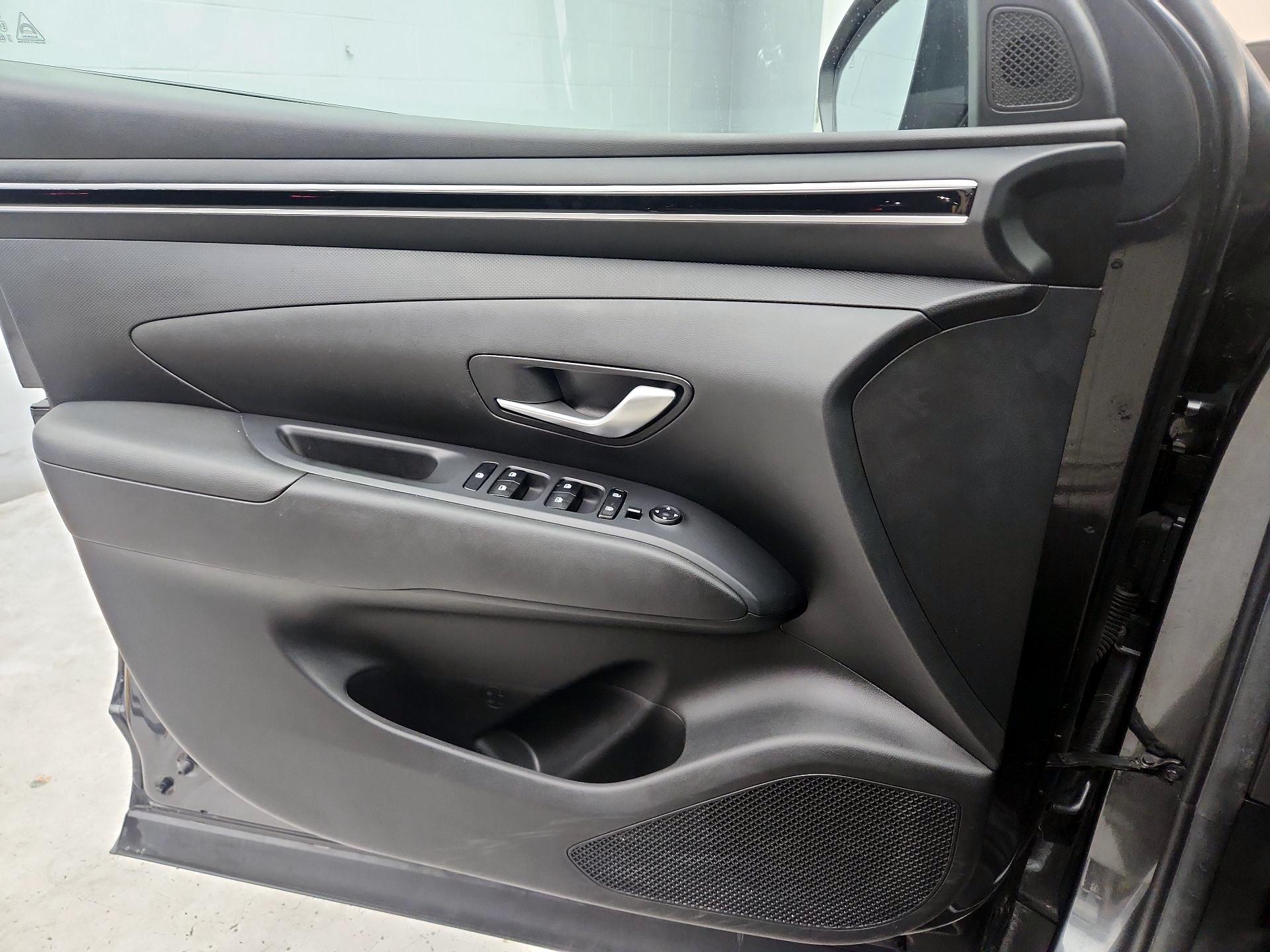 Thumbnail: 2023 Hyundai Tucson - 12