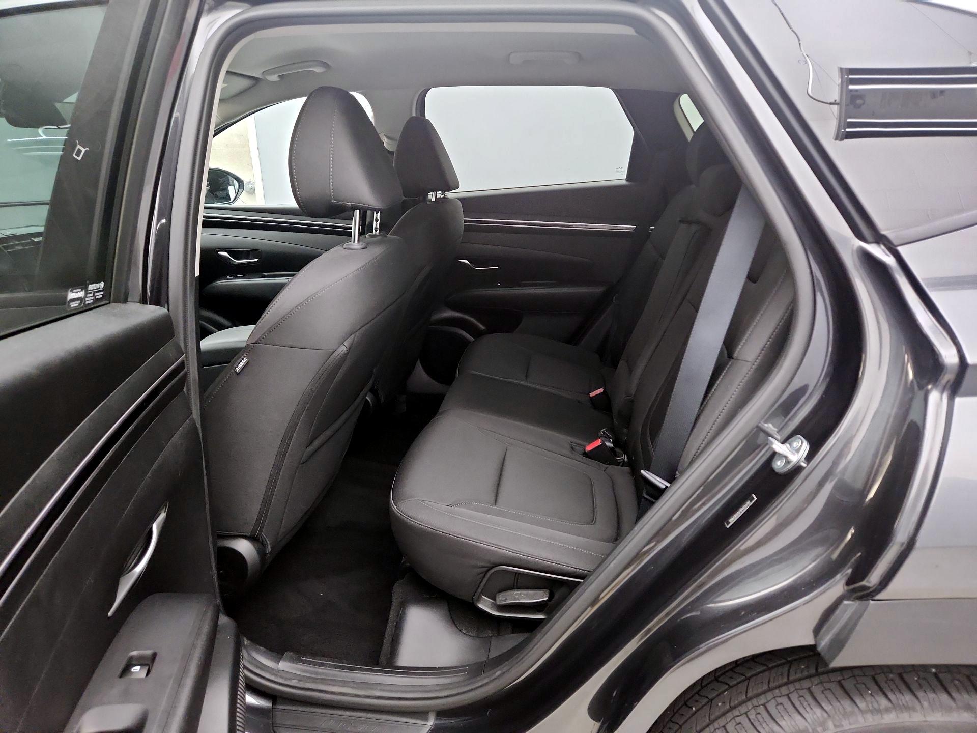 Thumbnail: 2023 Hyundai Tucson - 19