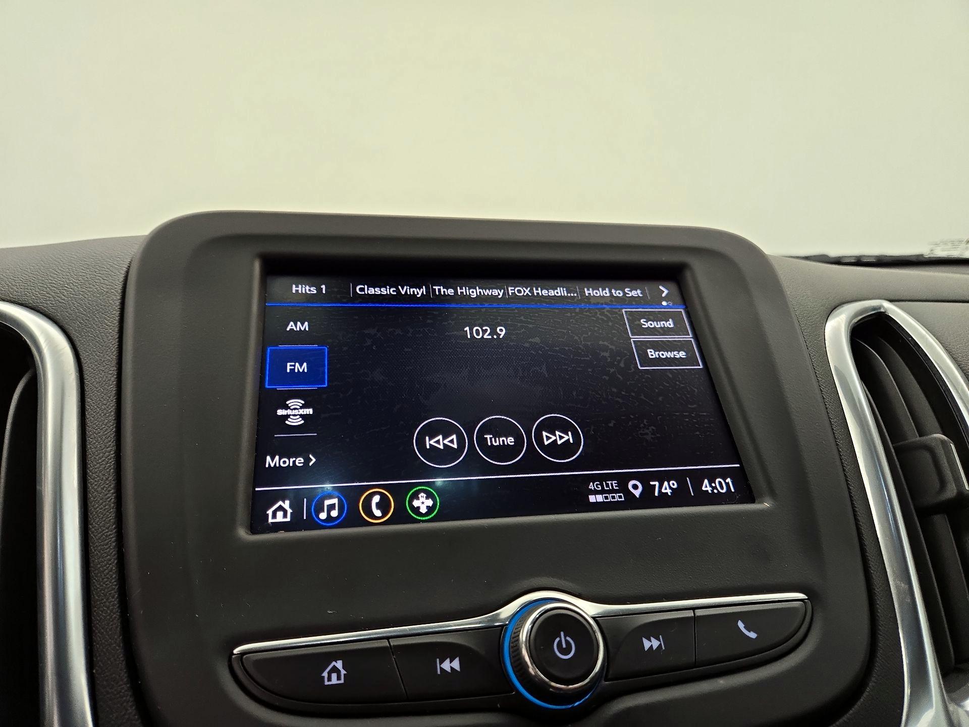 Thumbnail: 2022 Chevrolet Equinox - 15