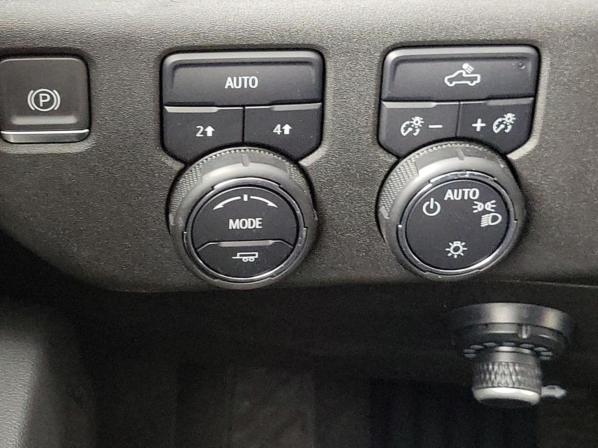 Thumbnail: 2023 Chevrolet Silverado 1500 - 13