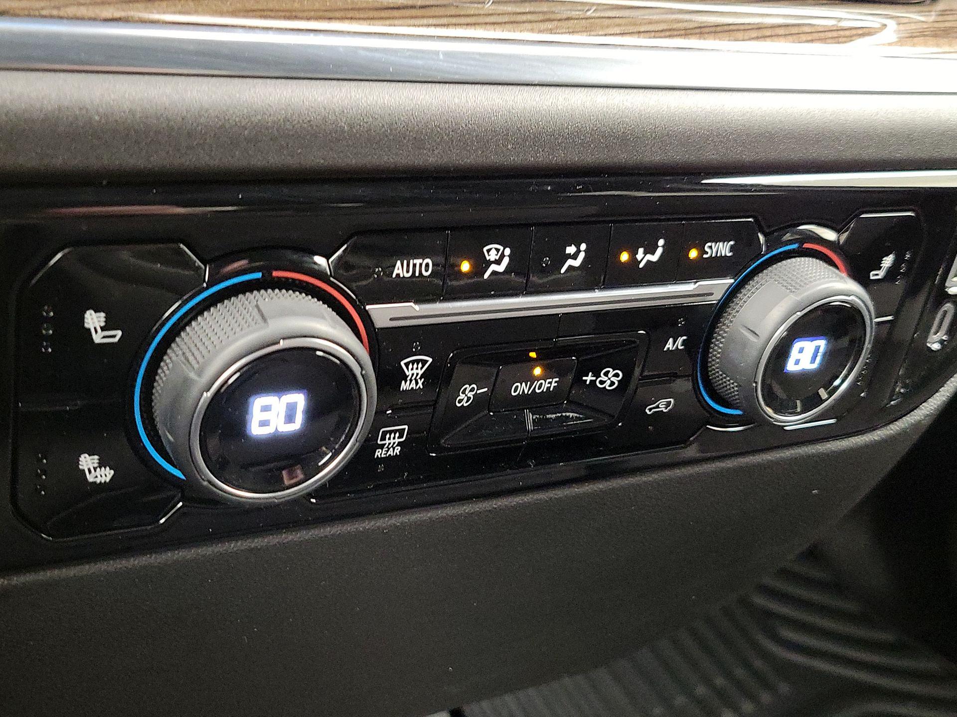 Thumbnail: 2023 Chevrolet Silverado 1500 - 16